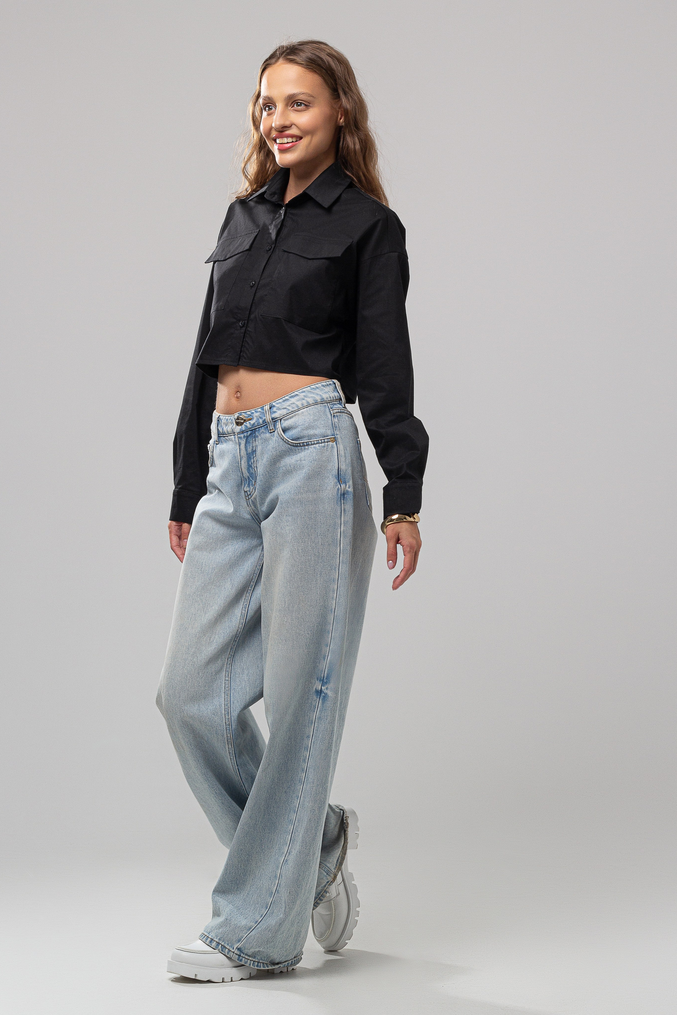 Рубашки — Саша. Фото для маркетплейсов в самых сочных локациях города Сочи