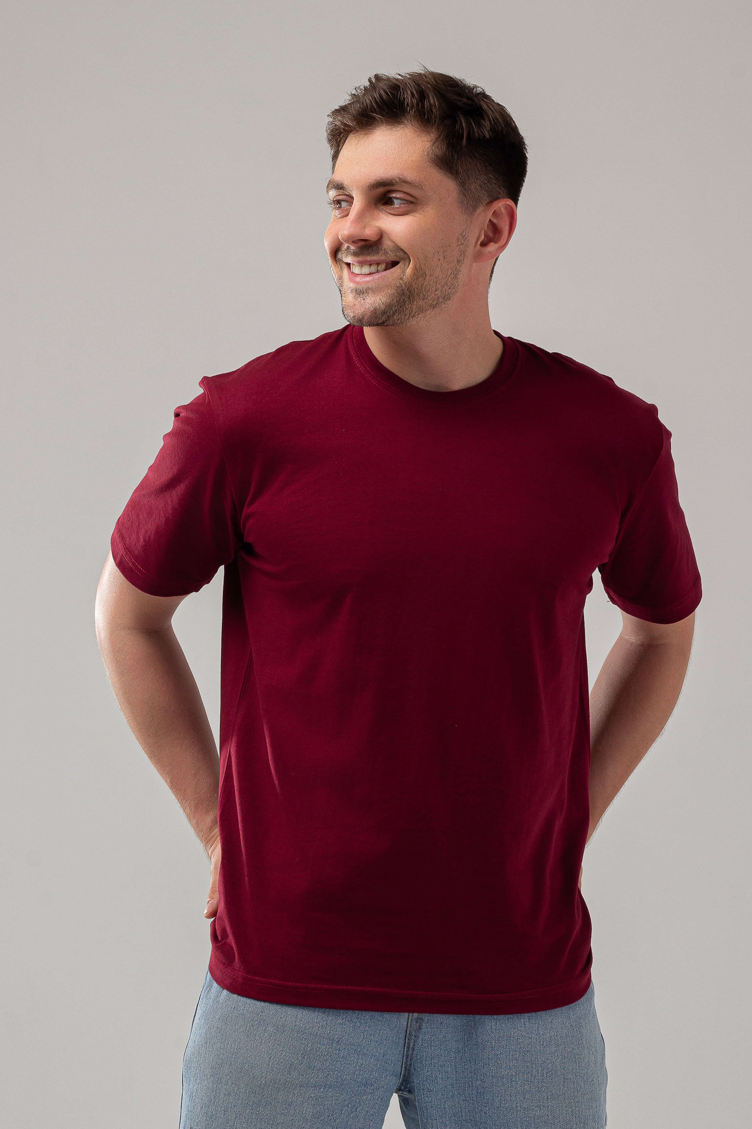 Футболки. Фото для маркетплейсов в самых сочных локациях города Сочи