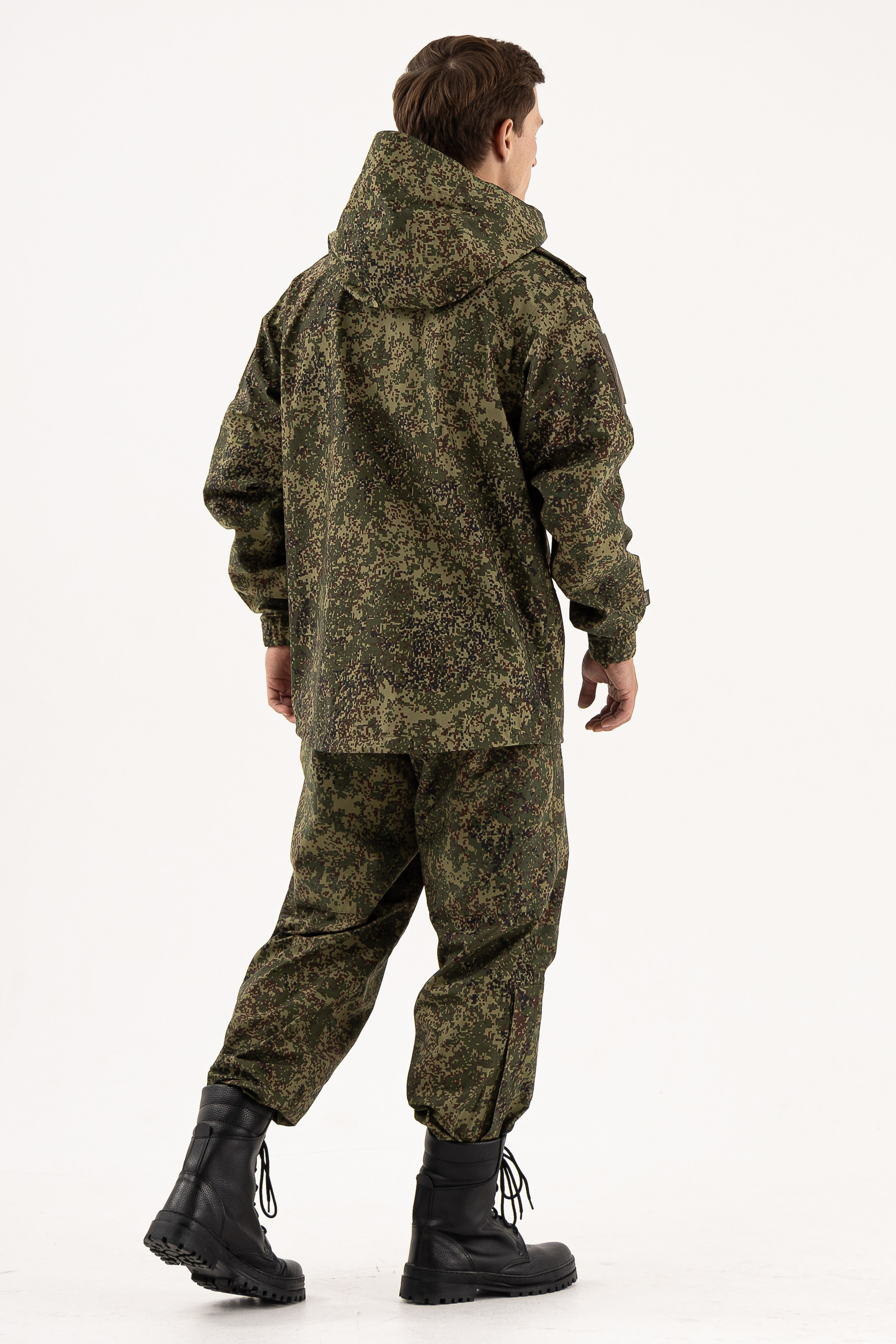 Тактические костюмы. Фото для маркетплейсов в самых сочных локациях города Сочи