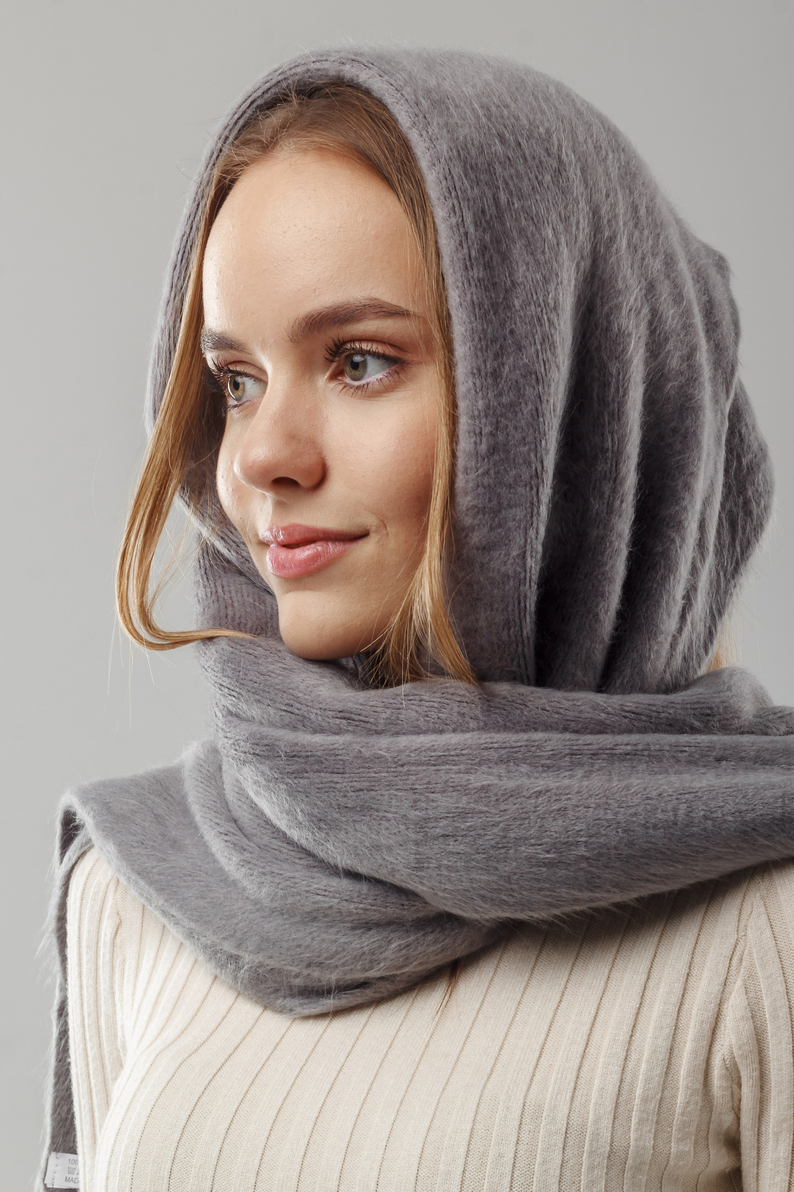 Палантины — Полина. Фото для маркетплейсов в самых сочных локациях города Сочи