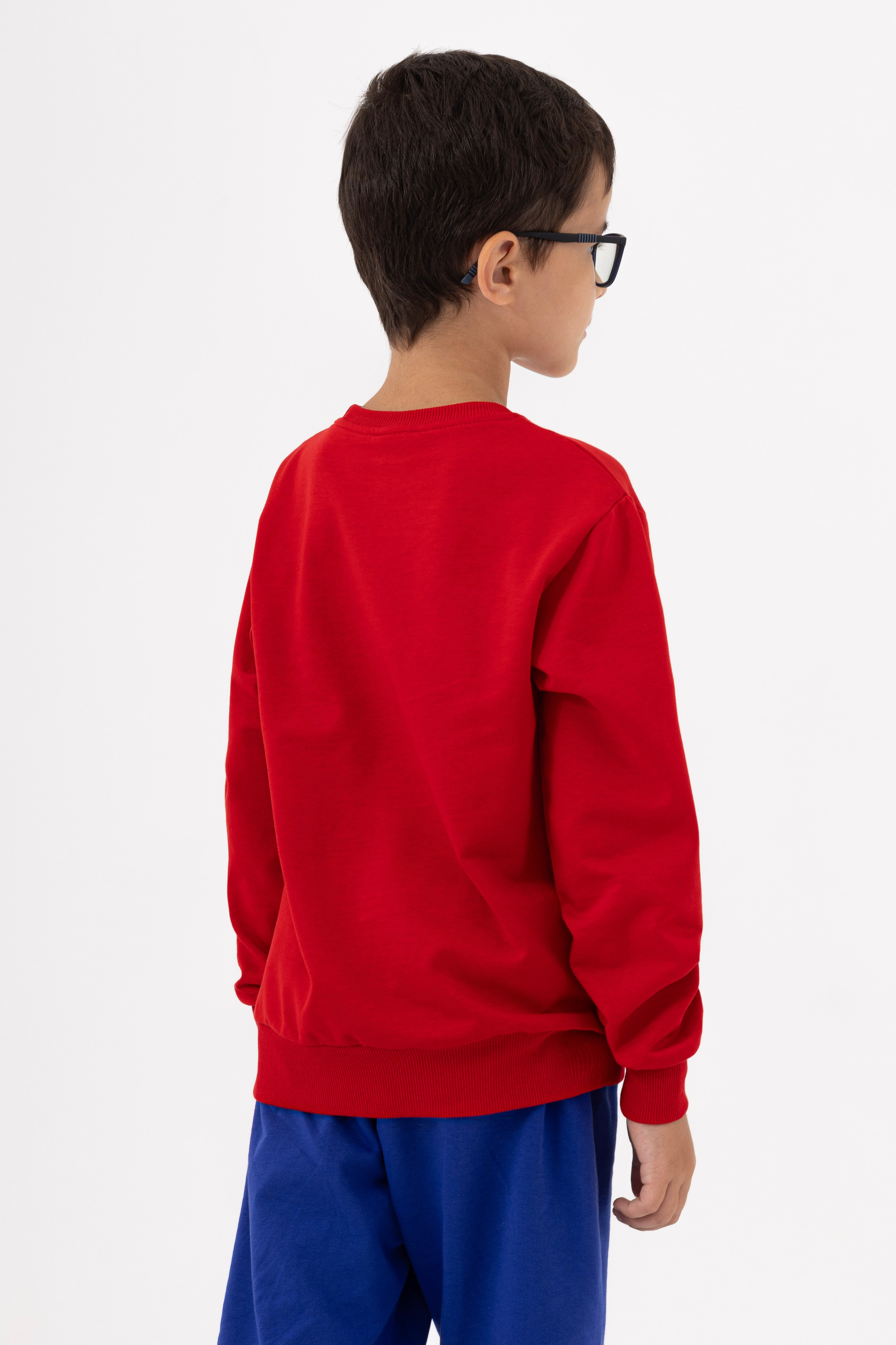 Костюмы. Фото для маркетплейсов в самых сочных локациях города Сочи