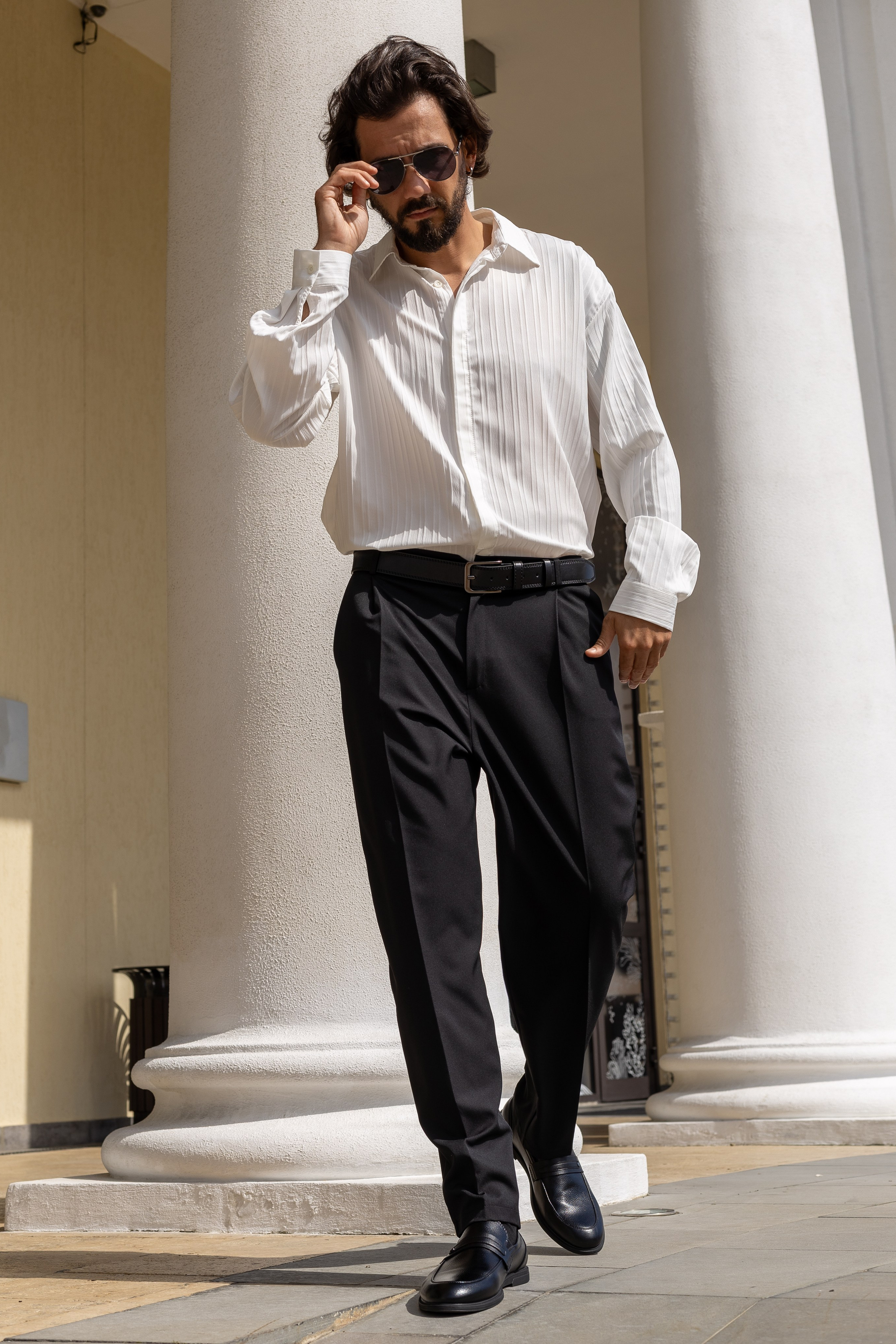 Брюки. Фото для маркетплейсов в самых сочных локациях города Сочи