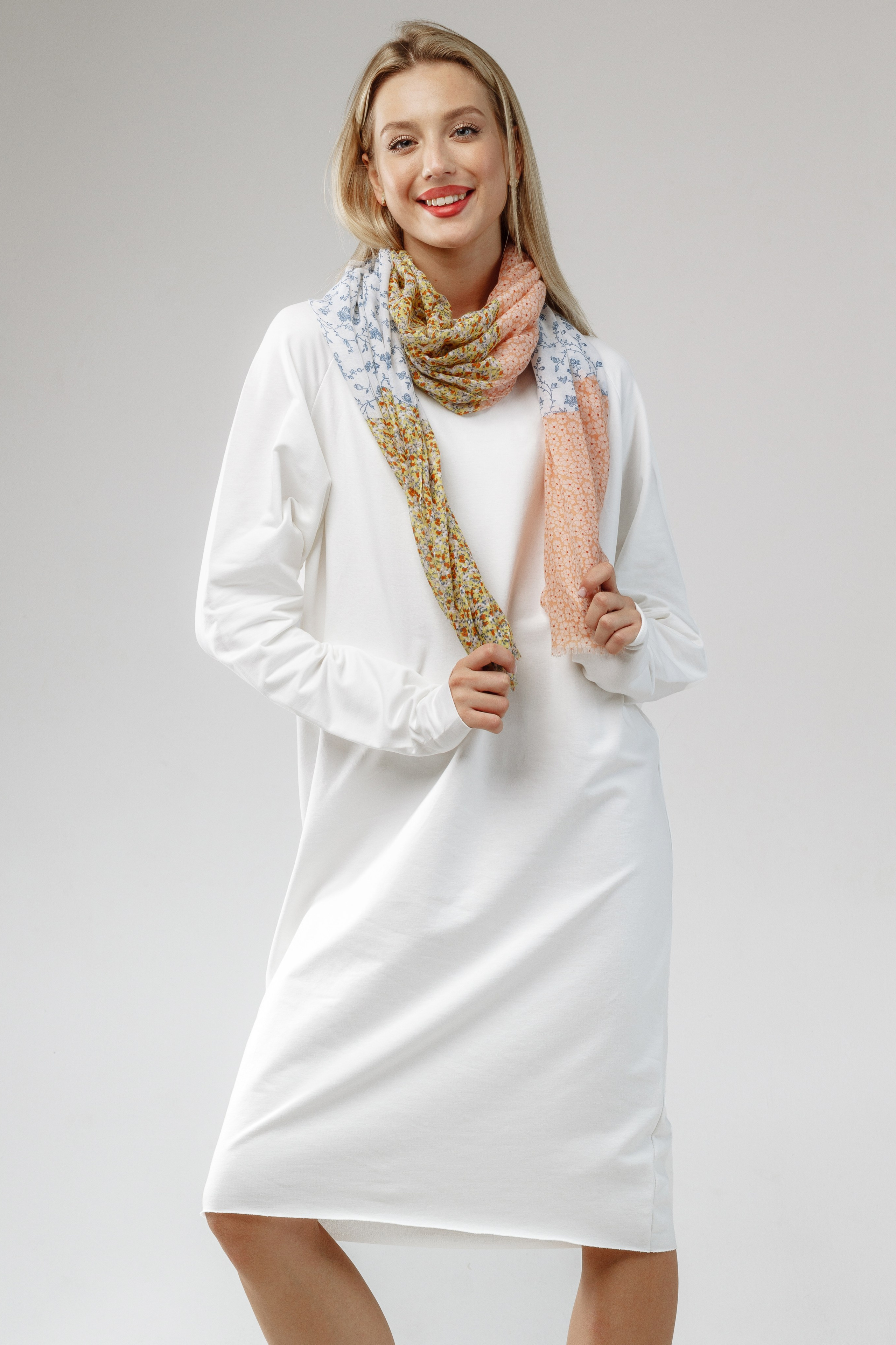 Платки — Лиза В. Фото для маркетплейсов в самых сочных локациях города Сочи