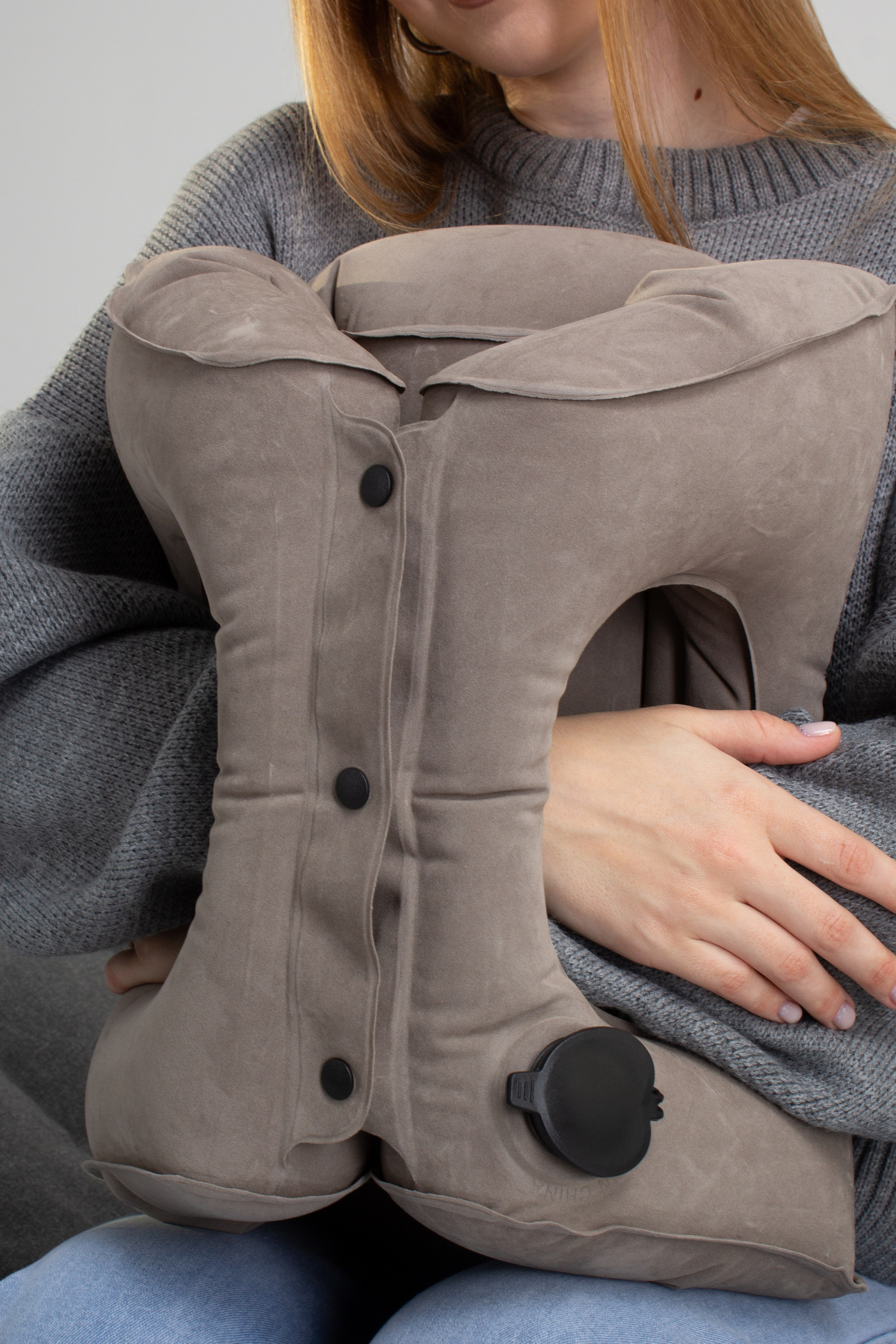 Надувная подушка — Каролина. Фото для маркетплейсов в самых сочных локациях города Сочи