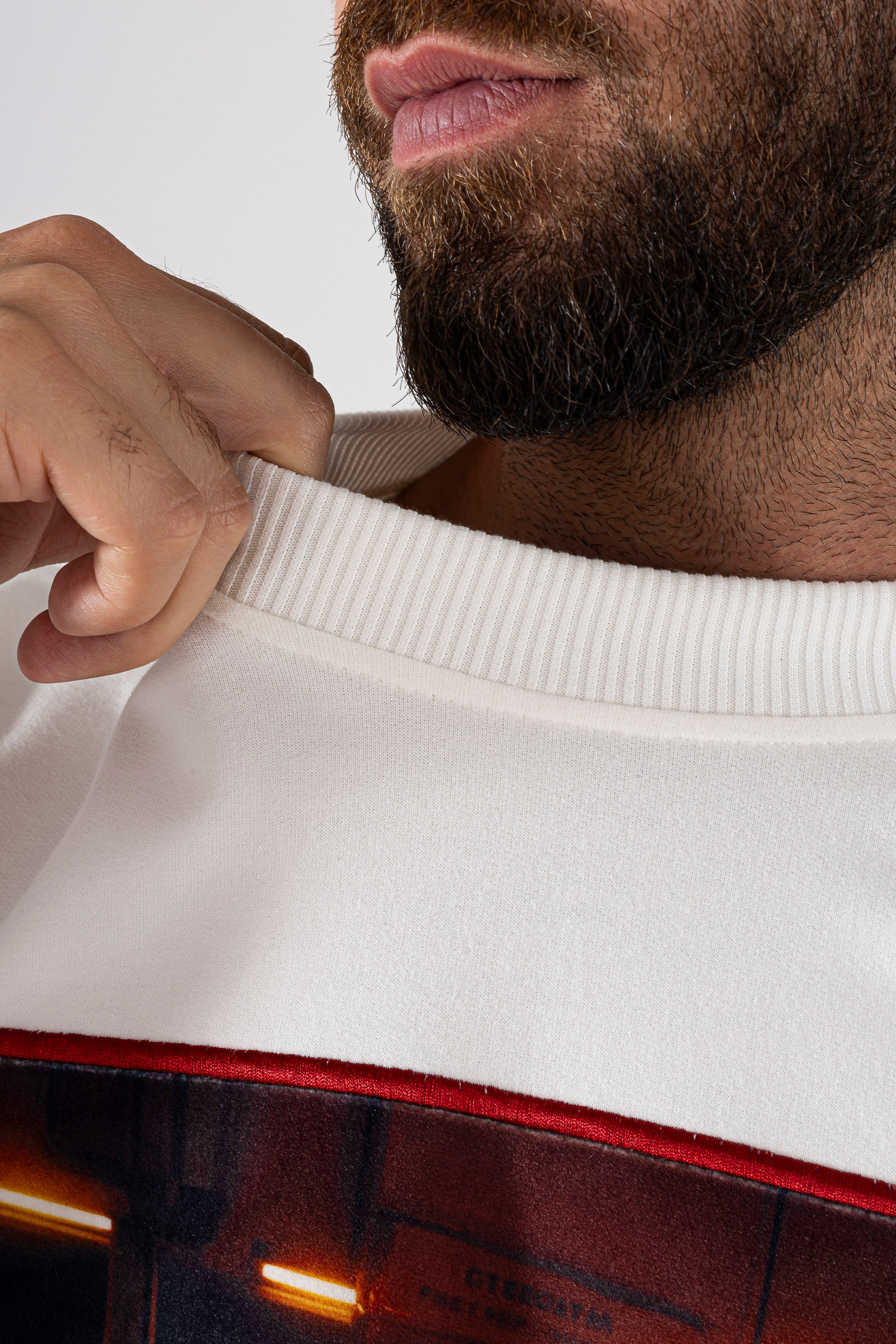 Футболки. Фото для маркетплейсов в самых сочных локациях города Сочи