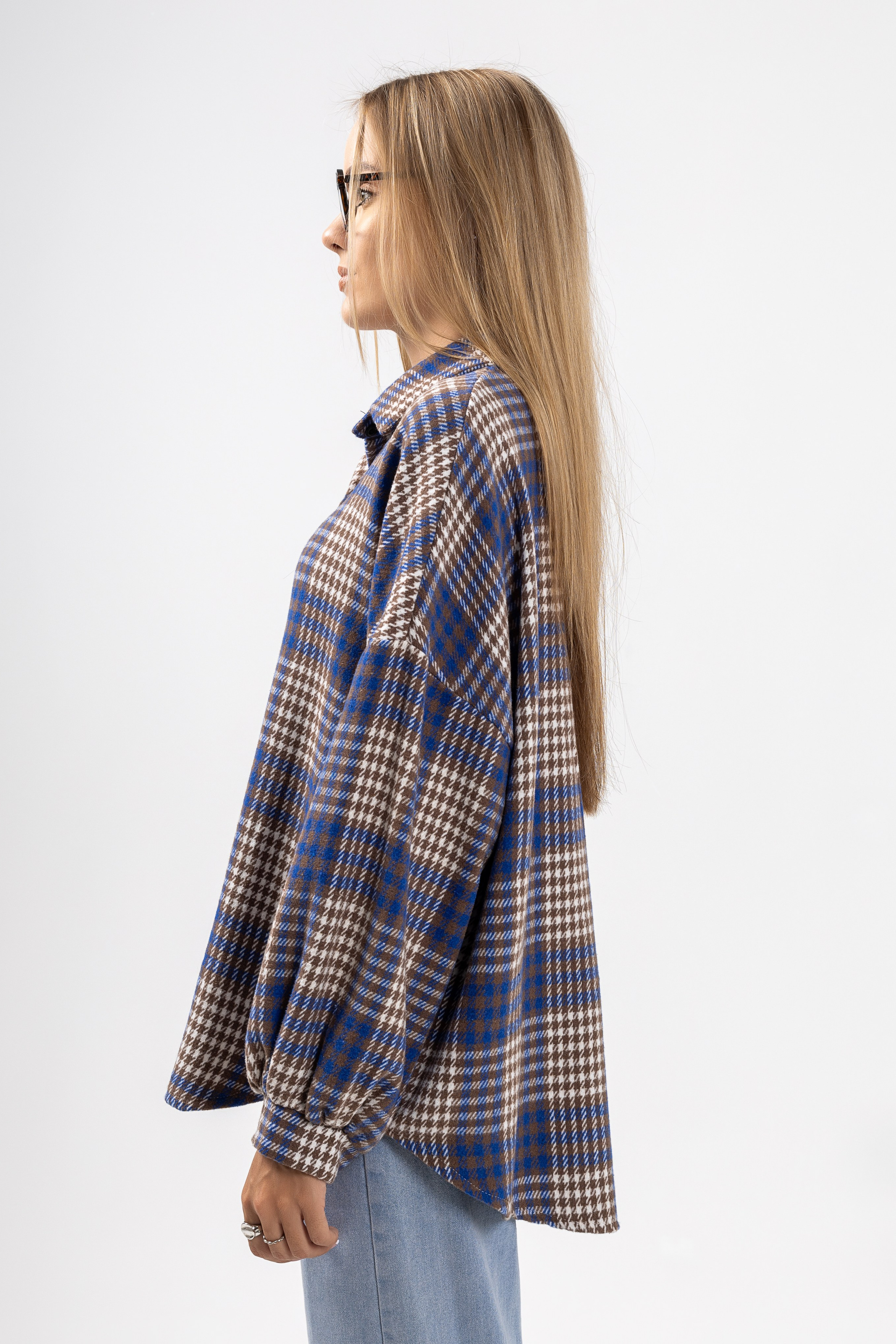 Рубашка. Фото для маркетплейсов в самых сочных локациях города Сочи