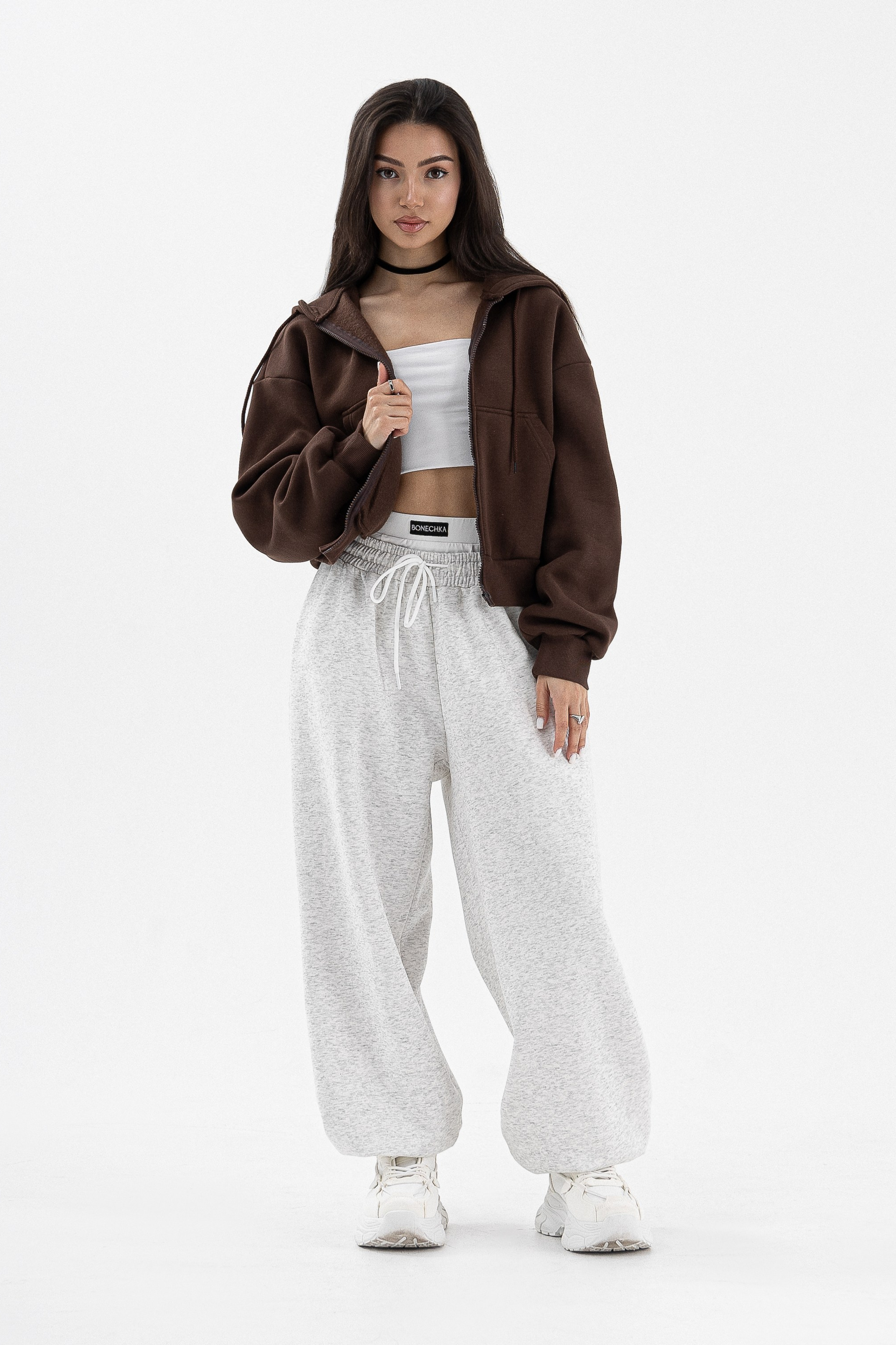 Худи. Фото для маркетплейсов в самых сочных локациях города Сочи