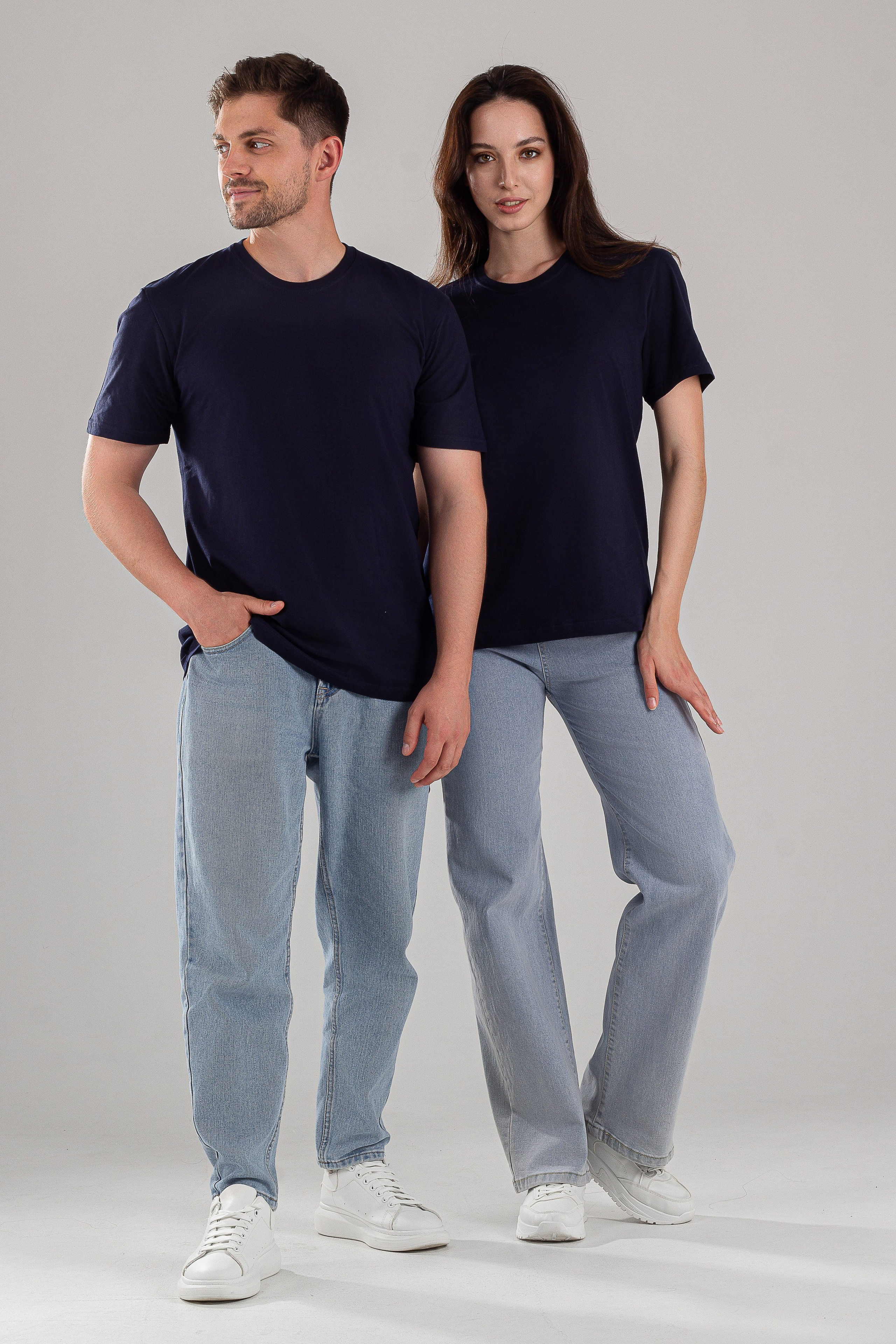 Футболки. Фото для маркетплейсов в самых сочных локациях города Сочи