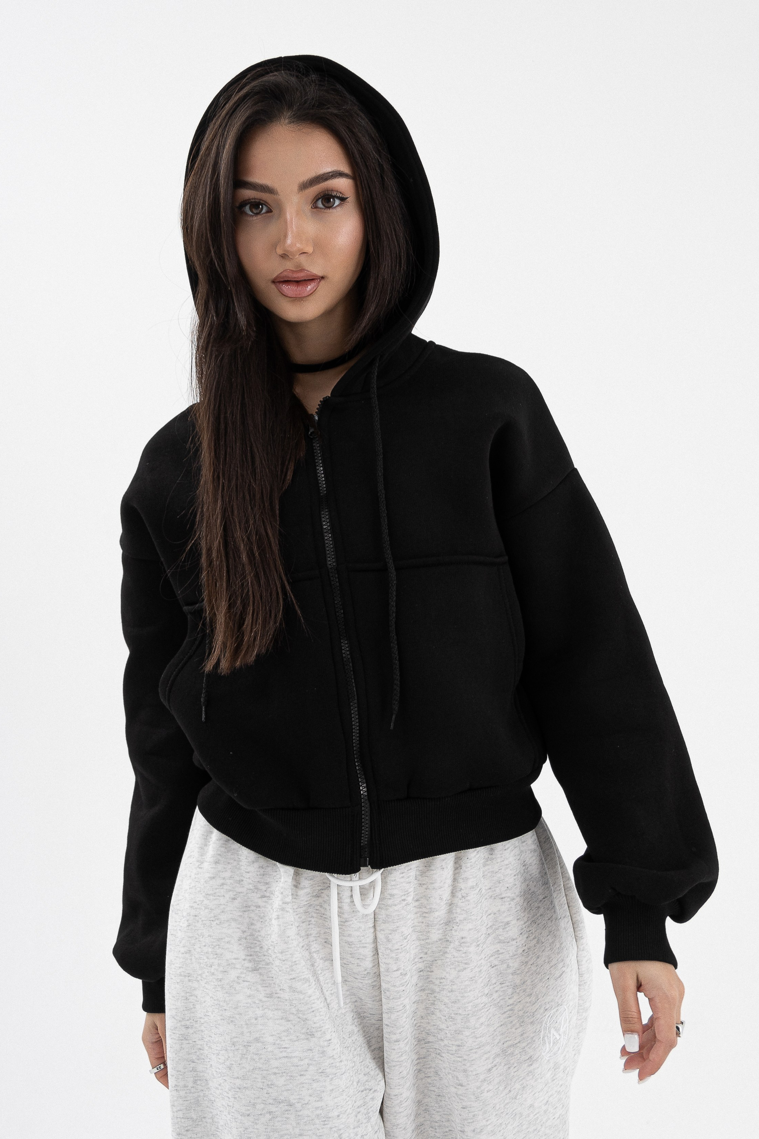 Худи. Фото для маркетплейсов в самых сочных локациях города Сочи