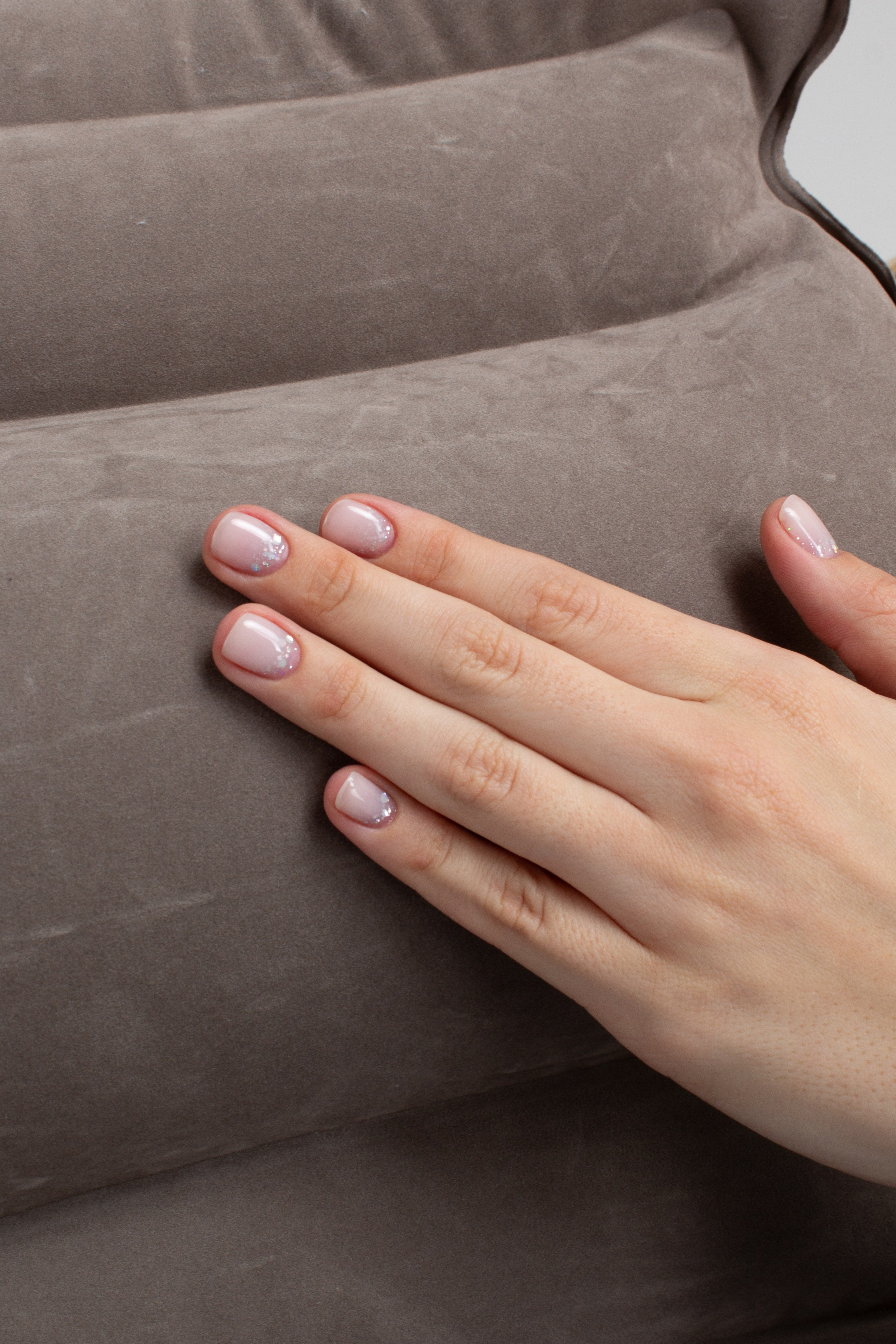 Надувная подушка — Каролина. Фото для маркетплейсов в самых сочных локациях города Сочи