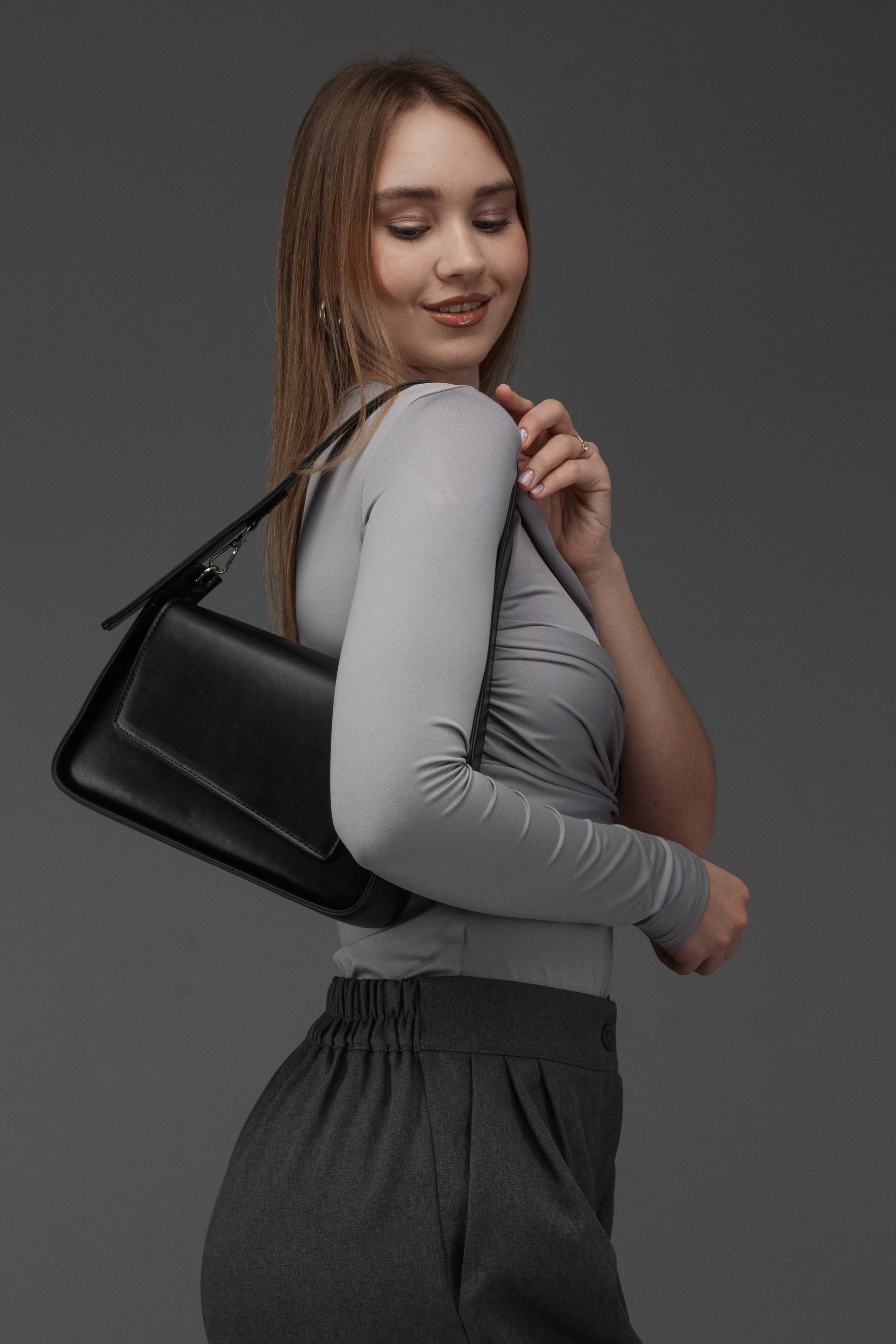 Сумки — Каролина. Фото для маркетплейсов в самых сочных локациях города Сочи