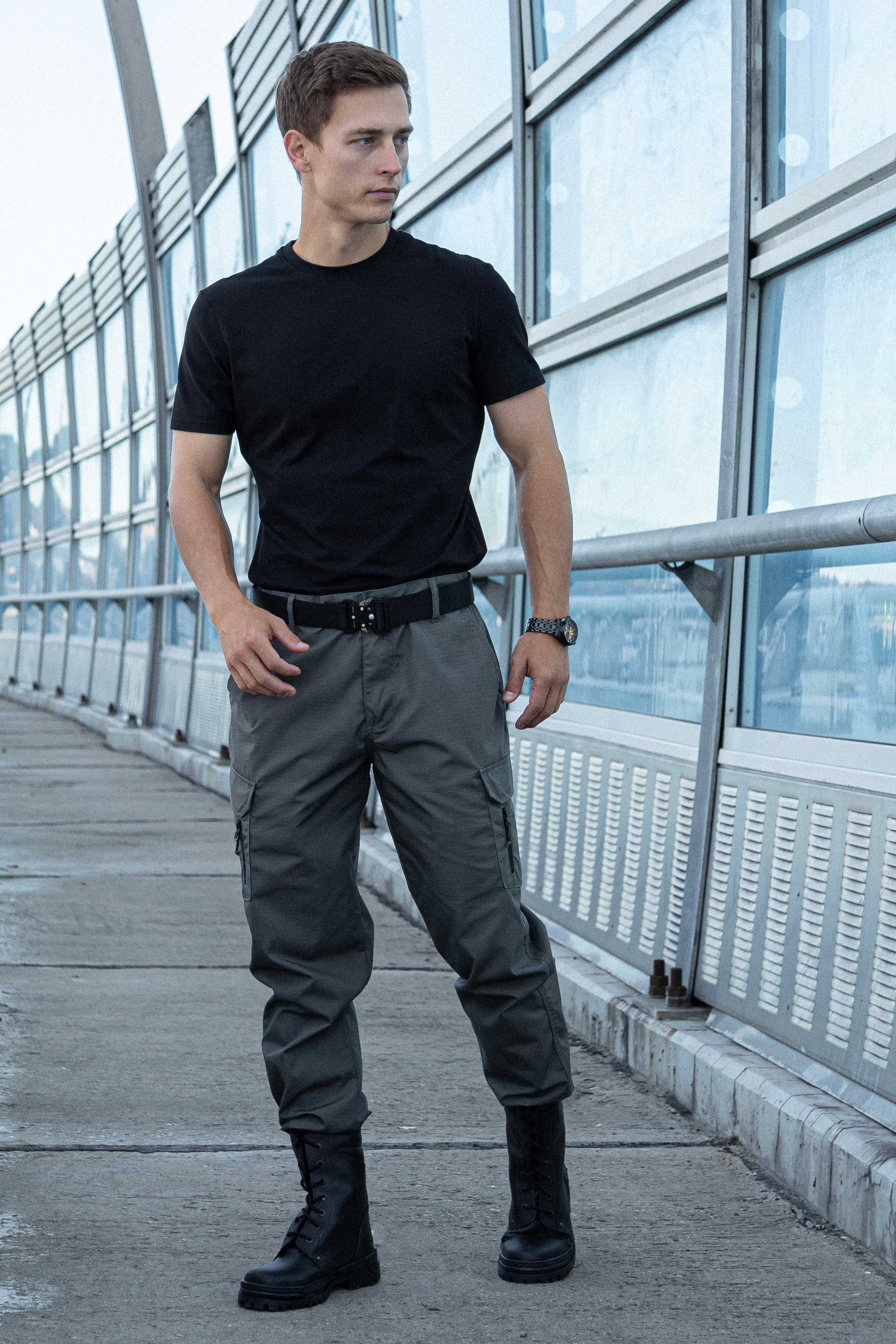 Николай. Стрит съемки для маркетплейсов в Сочи | ИИ контент | fashionprod