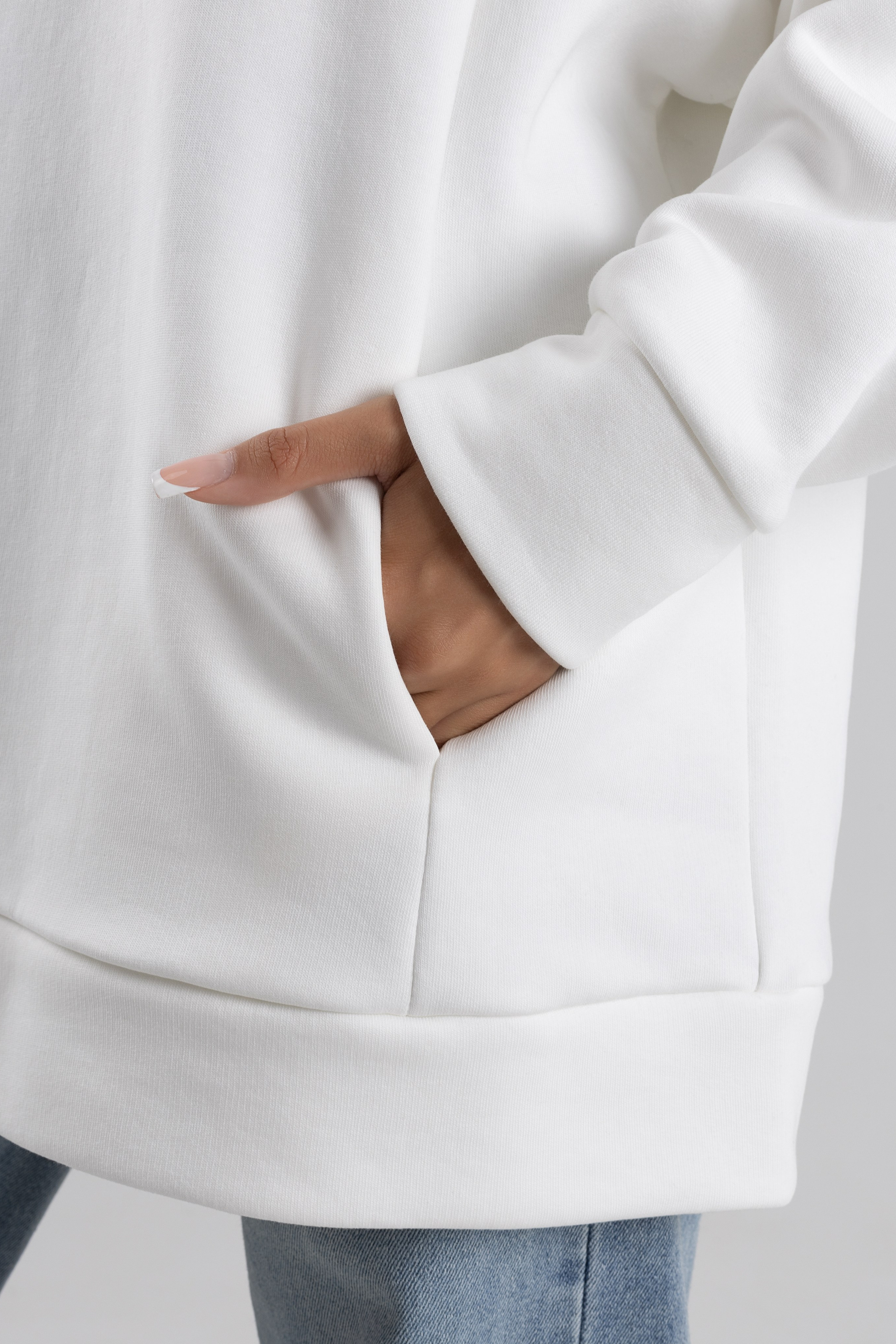 Худи. Фото для маркетплейсов в самых сочных локациях города Сочи