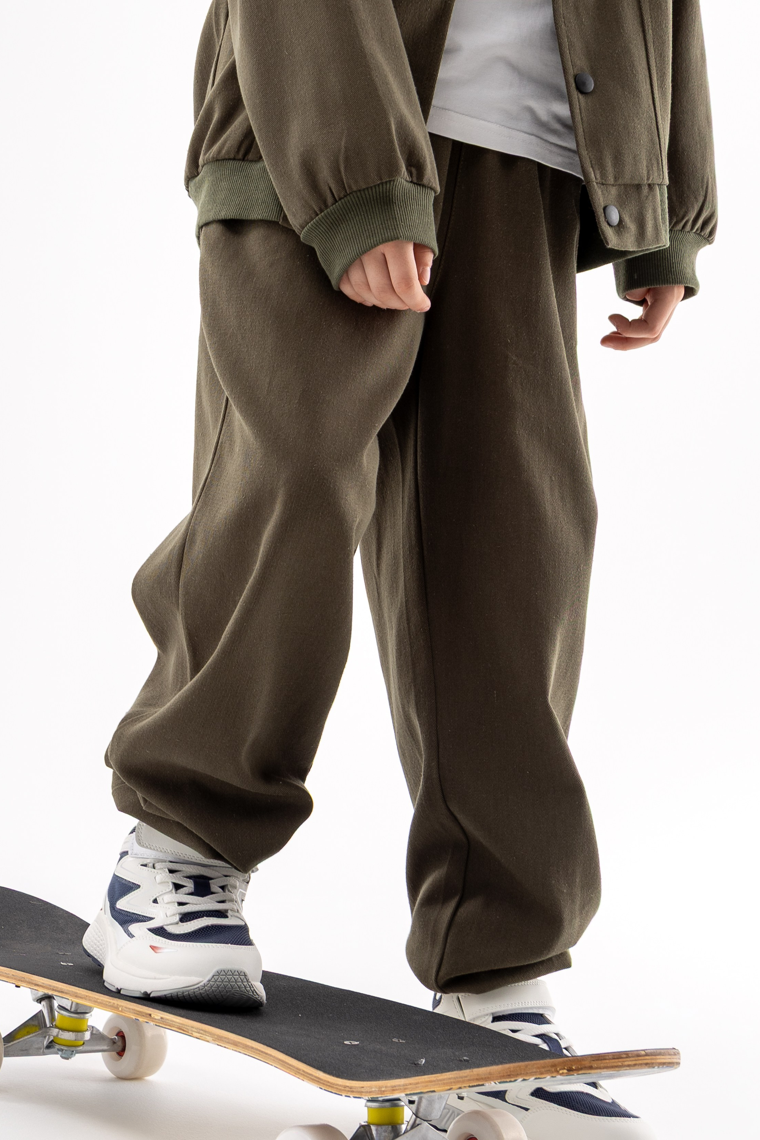 Костюм. Фото для маркетплейсов в самых сочных локациях города Сочи