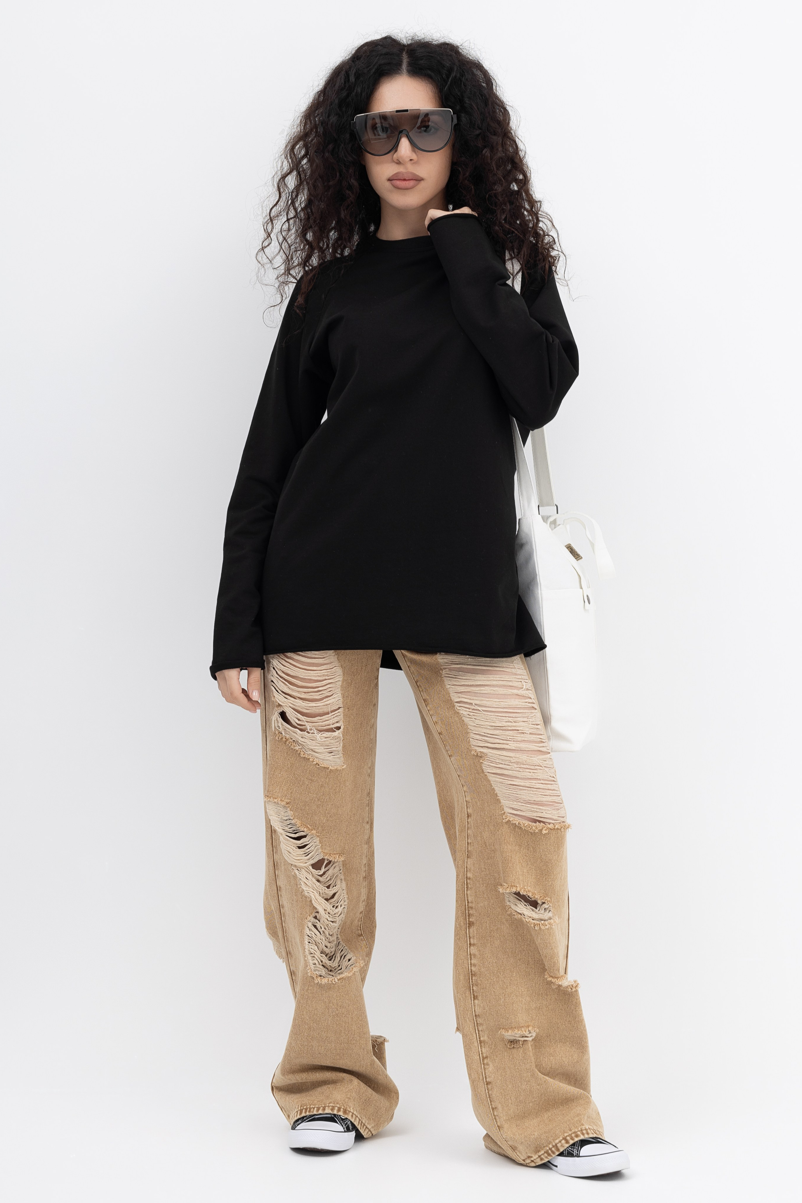 Лонги. Фото для маркетплейсов в самых сочных локациях города Сочи