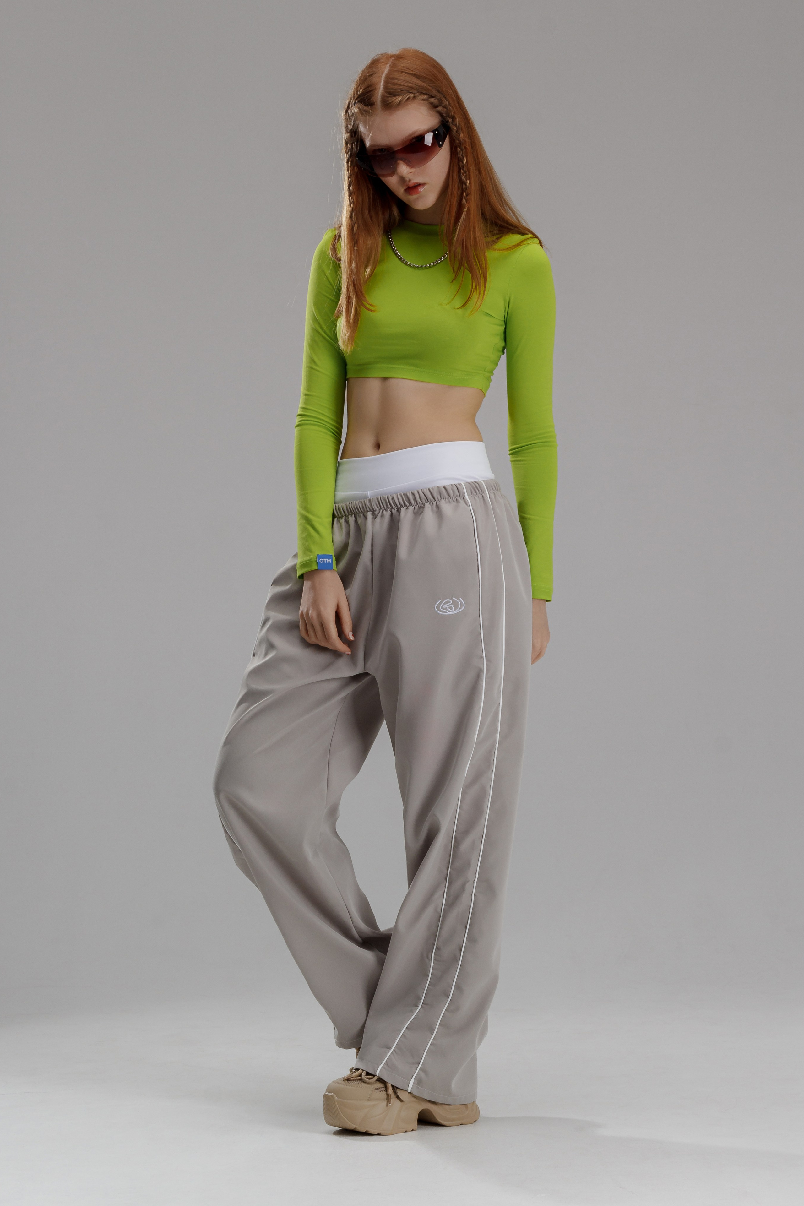 Штаны — Милана. Фото для маркетплейсов в самых сочных локациях города Сочи