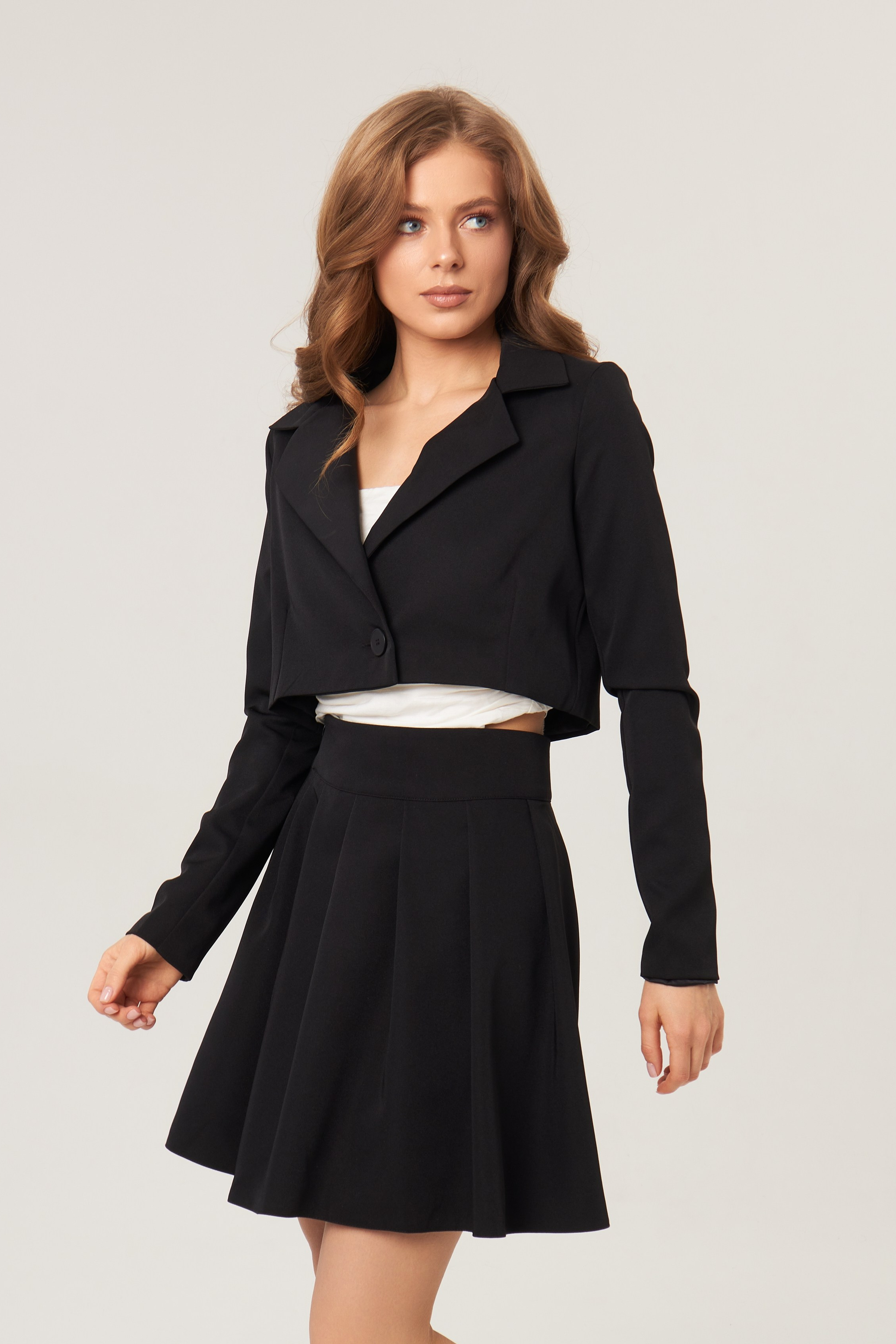 Костюм. Стрит съемки для маркетплейсов в Сочи | ИИ контент | fashionprod