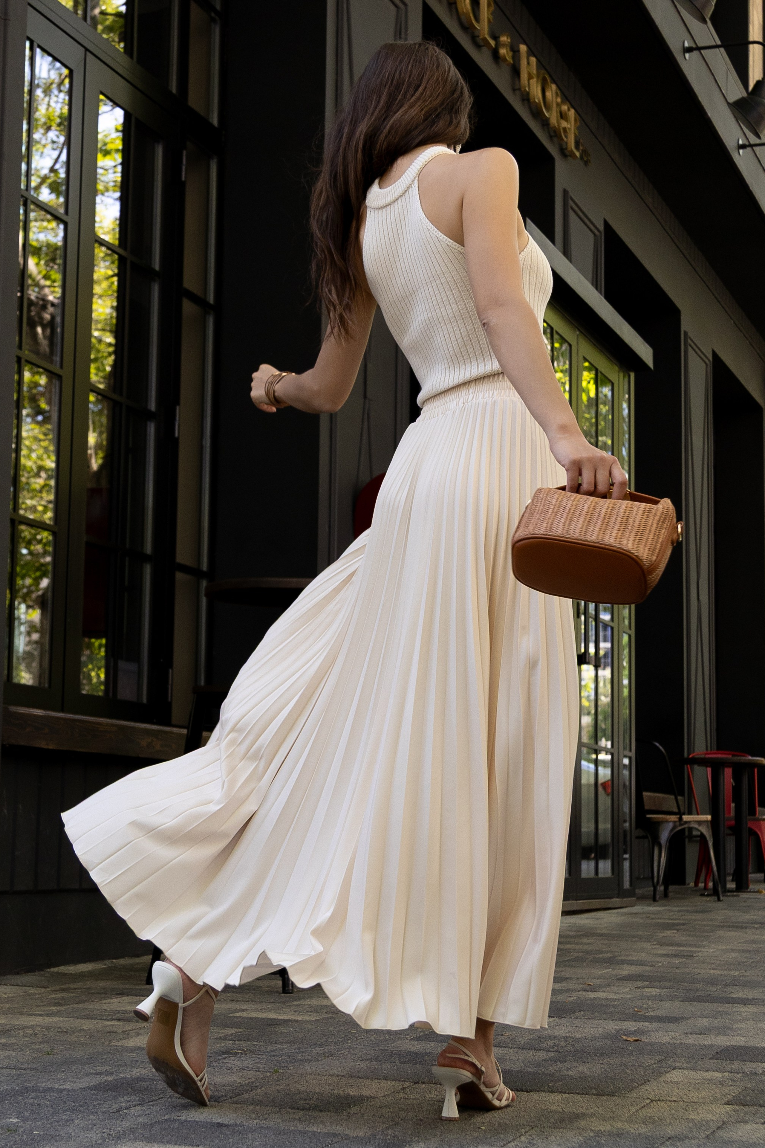 Юбки. Фото для маркетплейсов в самых сочных локациях города Сочи