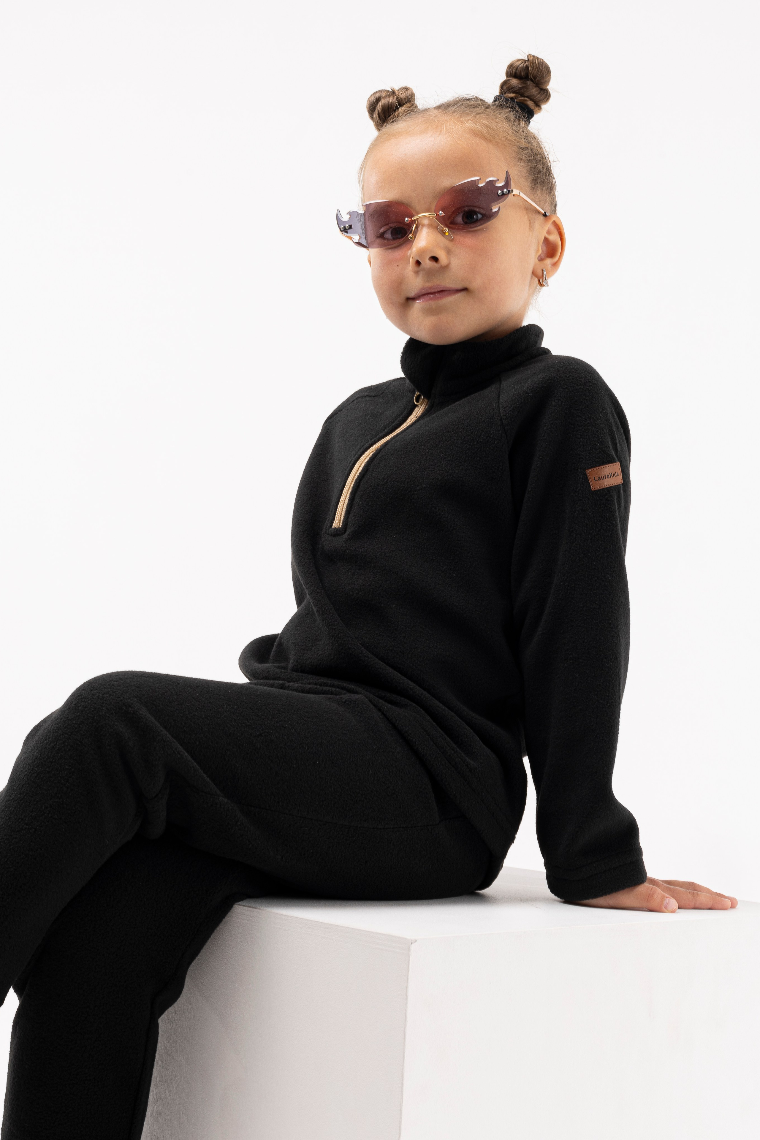 Костюмы. Фото для маркетплейсов в самых сочных локациях города Сочи