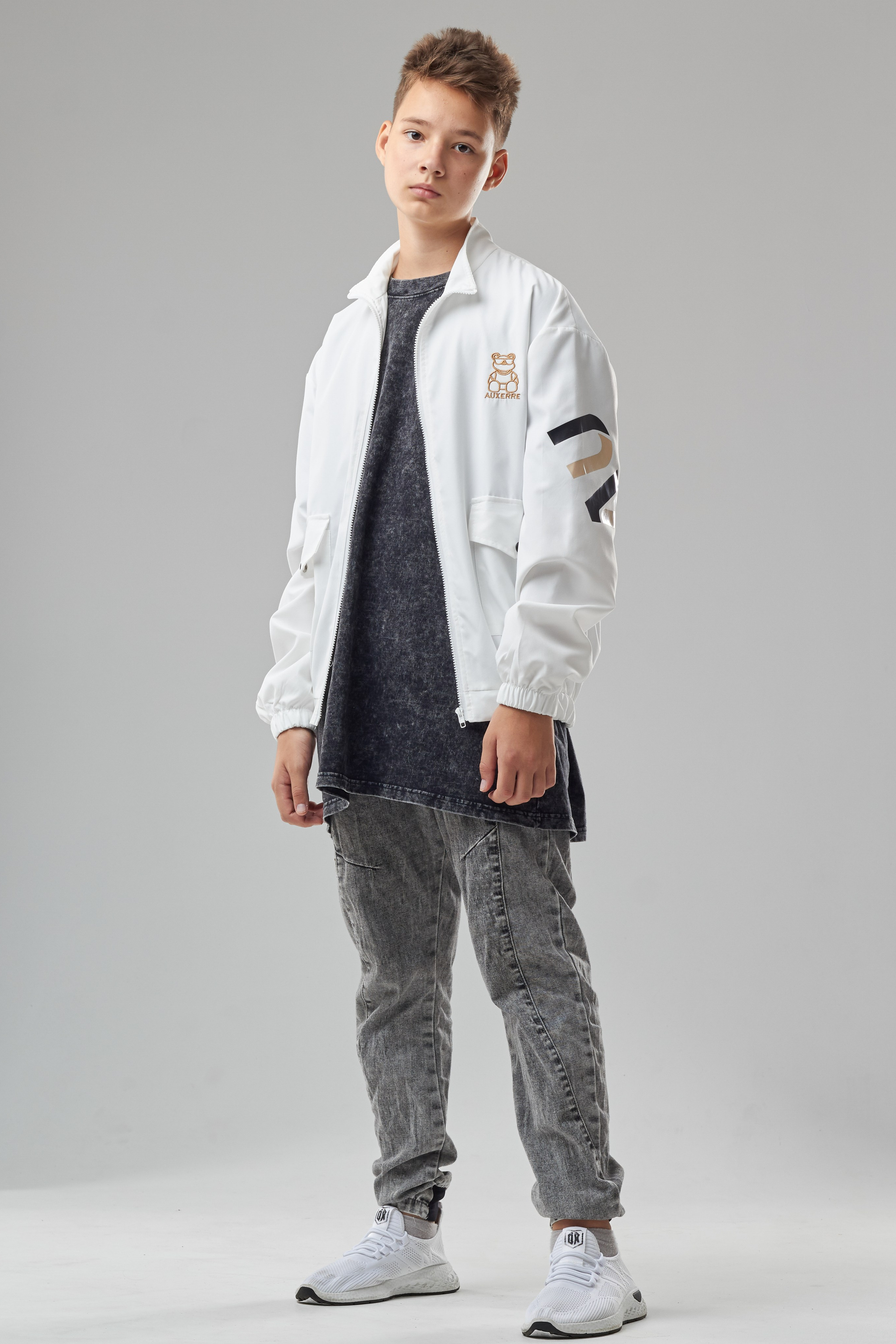 Бомберы — Лев. Фото для маркетплейсов в самых сочных локациях города Сочи