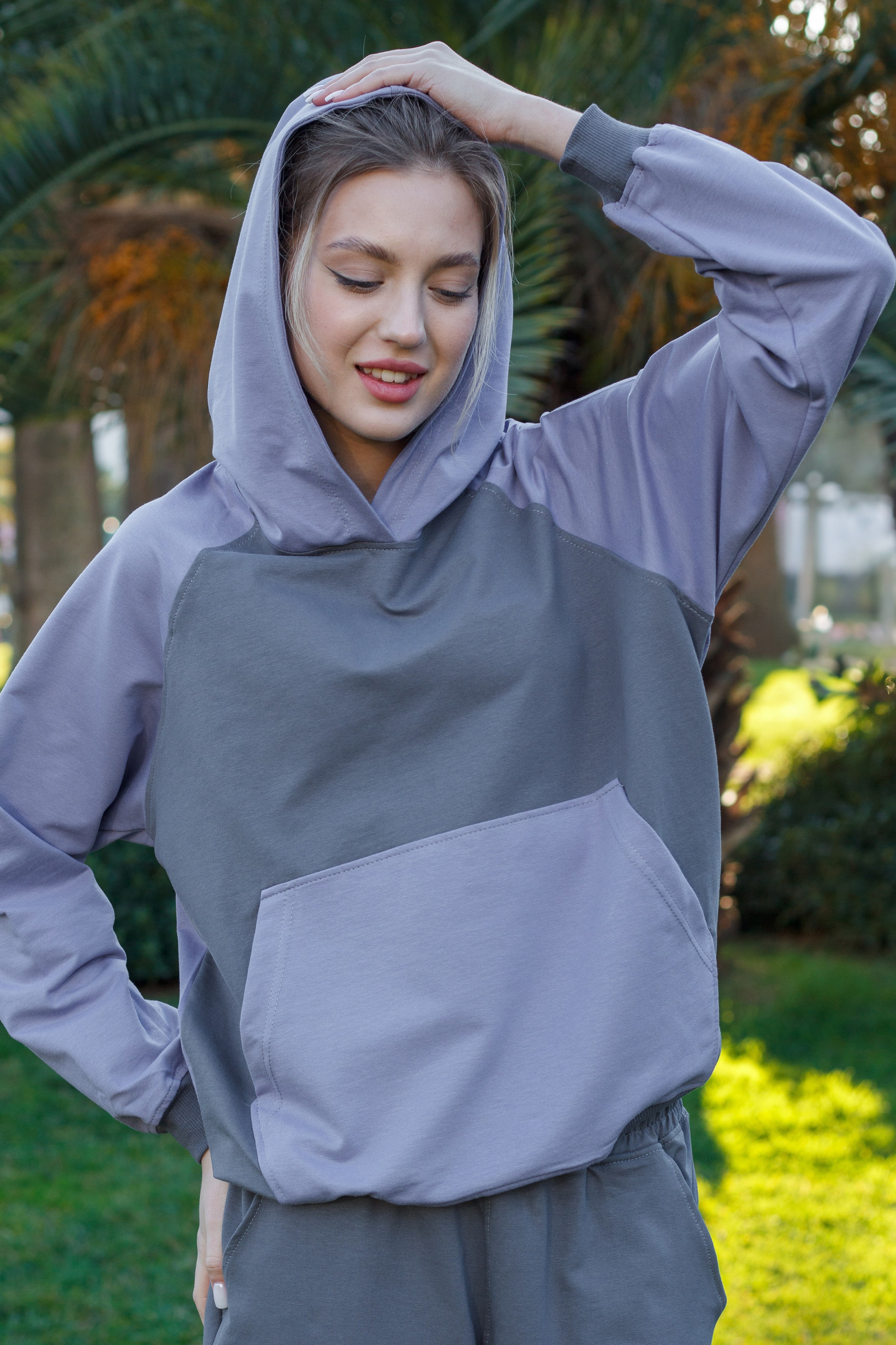 Костюмы. Фото для маркетплейсов в самых сочных локациях города Сочи