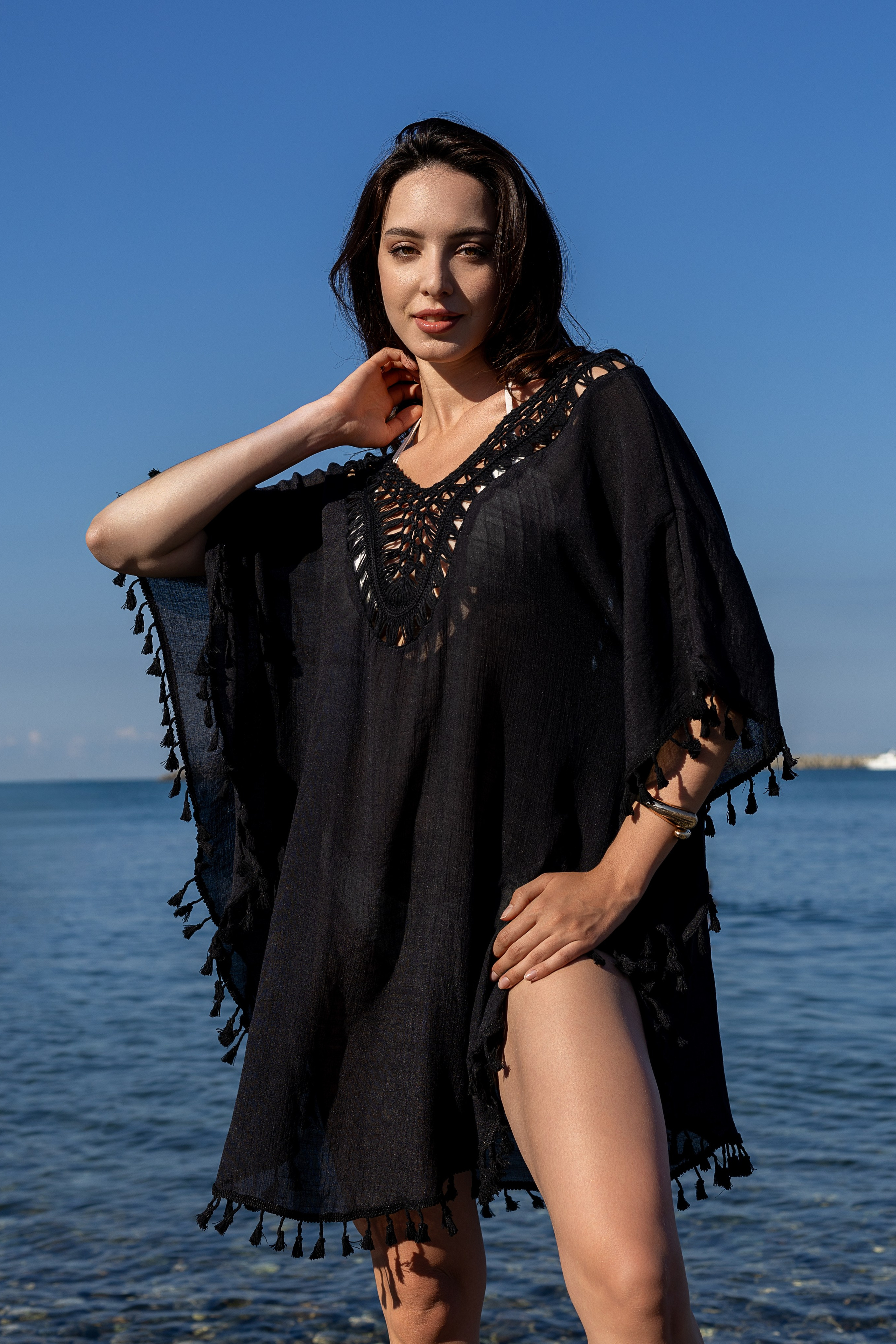 Туники — Даша. Фото для маркетплейсов в самых сочных локациях города Сочи