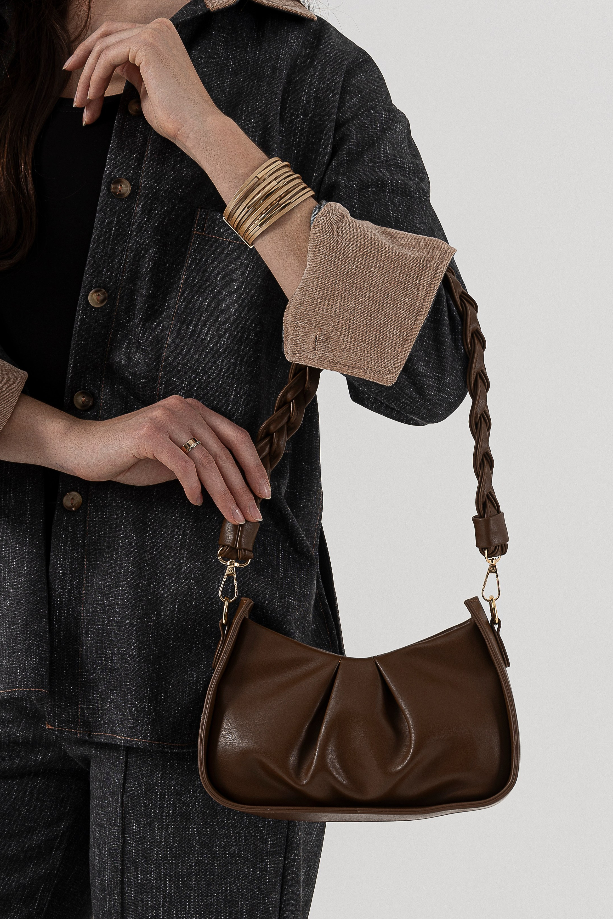 Сумки. Фото для маркетплейсов в самых сочных локациях города Сочи