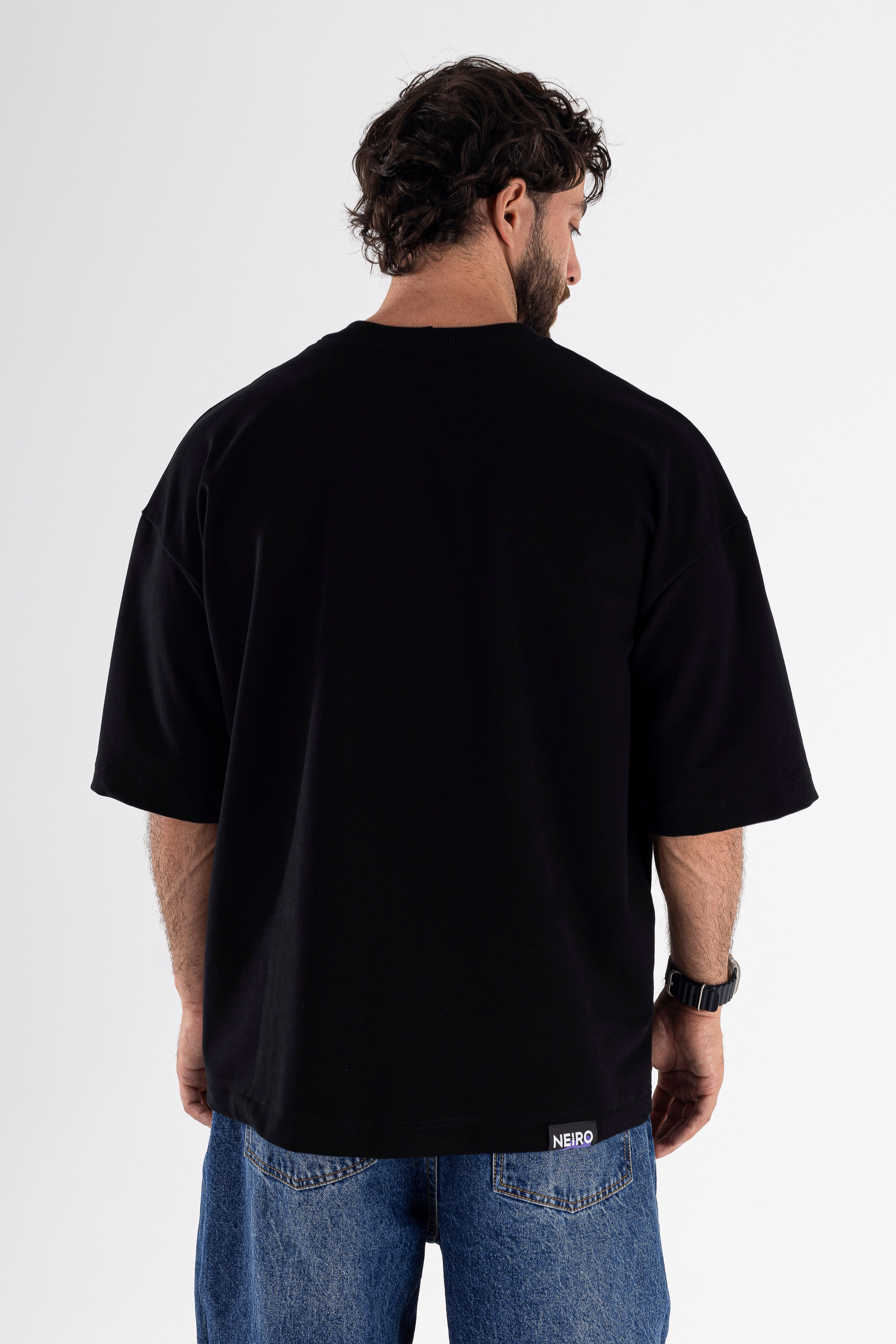 Футболки. Фото для маркетплейсов в самых сочных локациях города Сочи