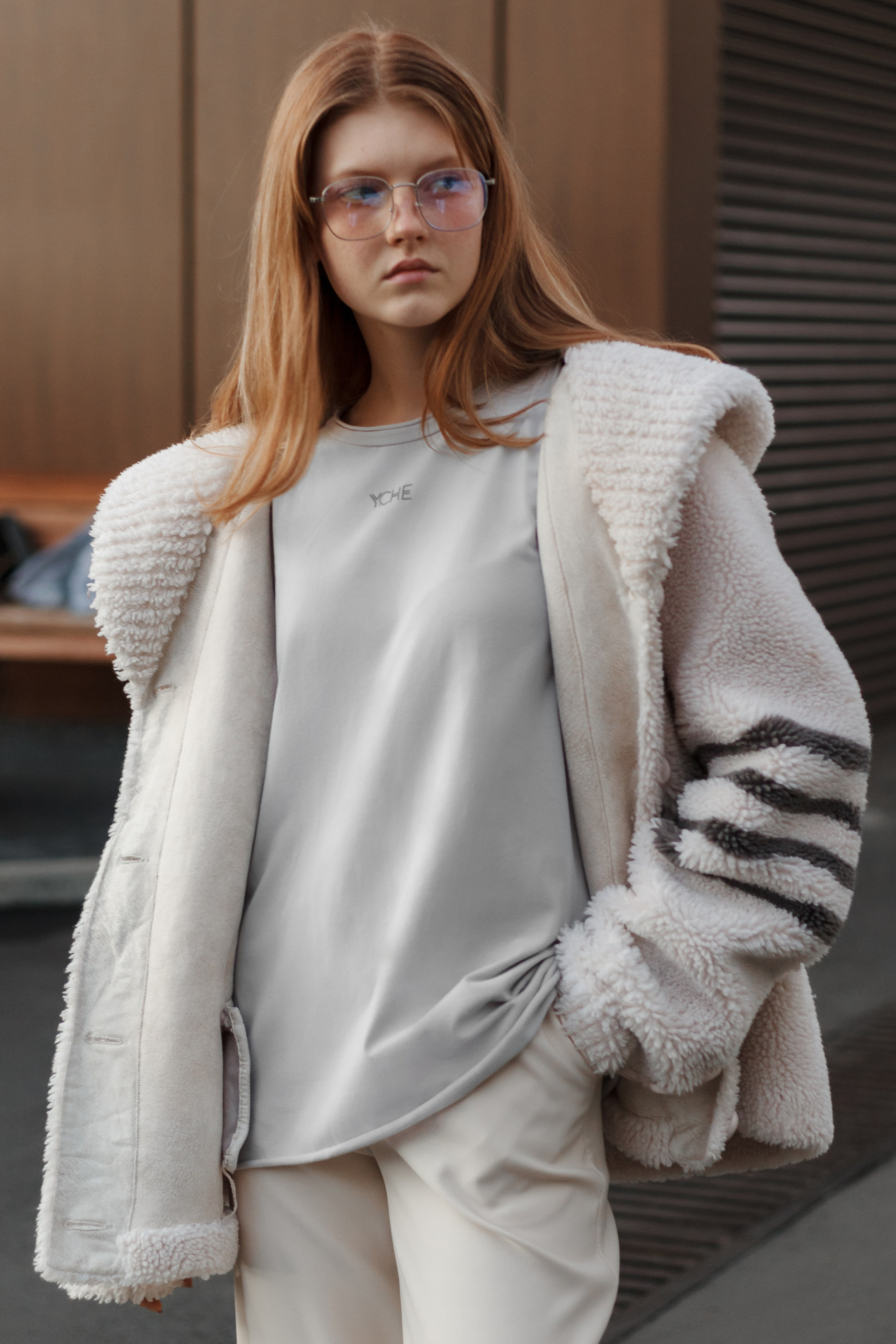 Лонгслив — Милана. Фото для маркетплейсов в самых сочных локациях города Сочи