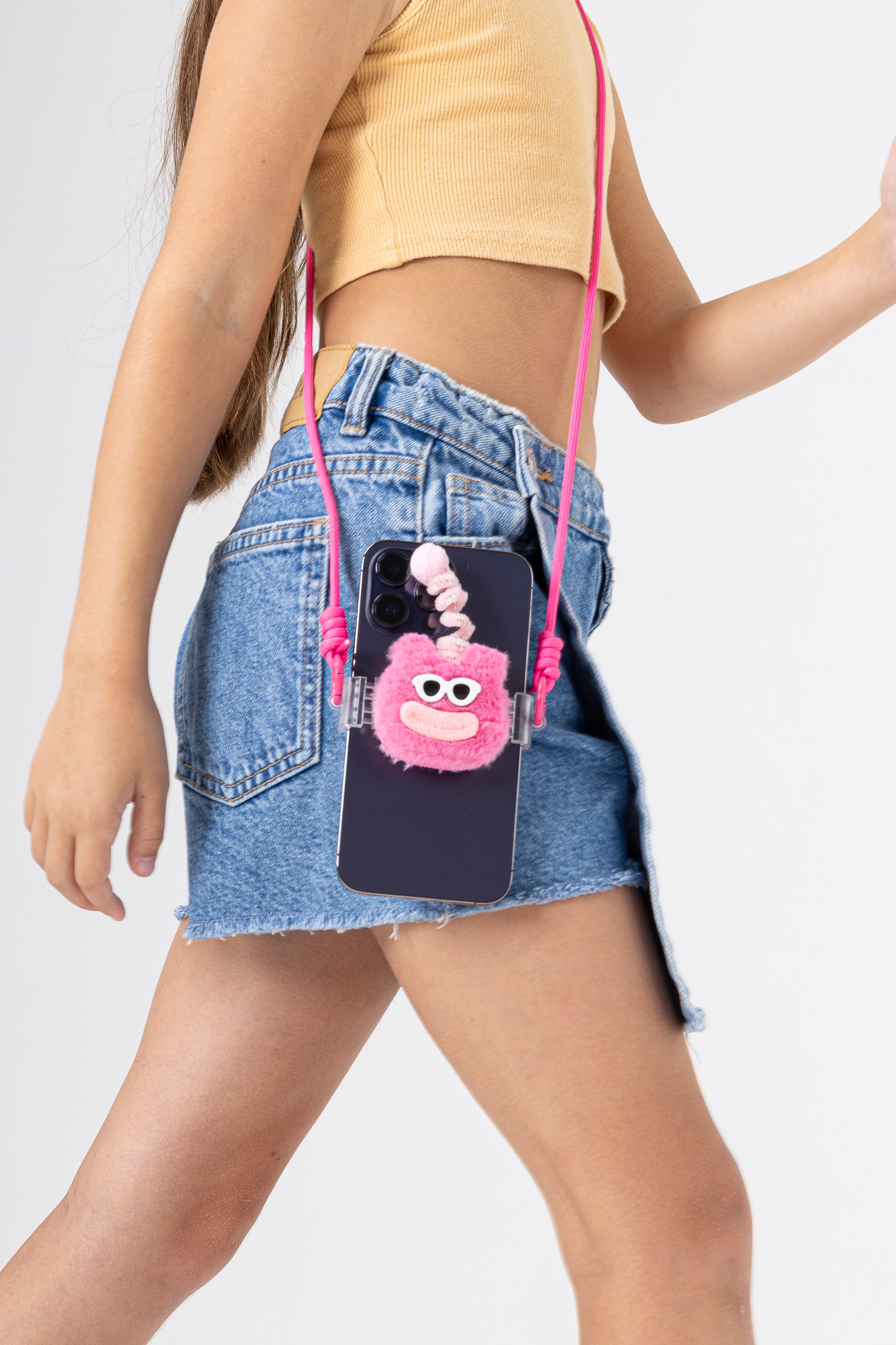 Держатели. Фото для маркетплейсов в самых сочных локациях города Сочи