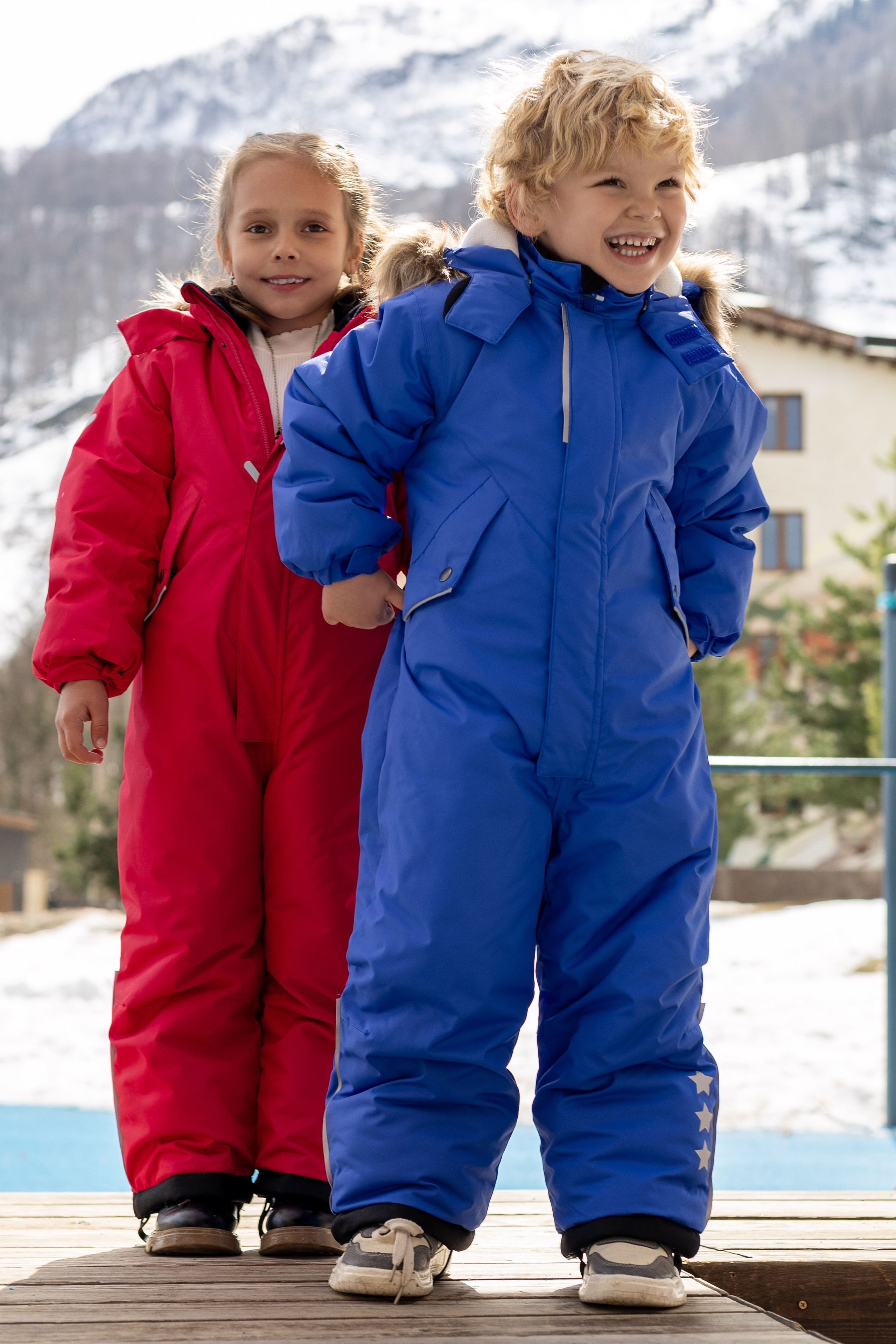 Пуховики. Фото для маркетплейсов в самых сочных локациях города Сочи