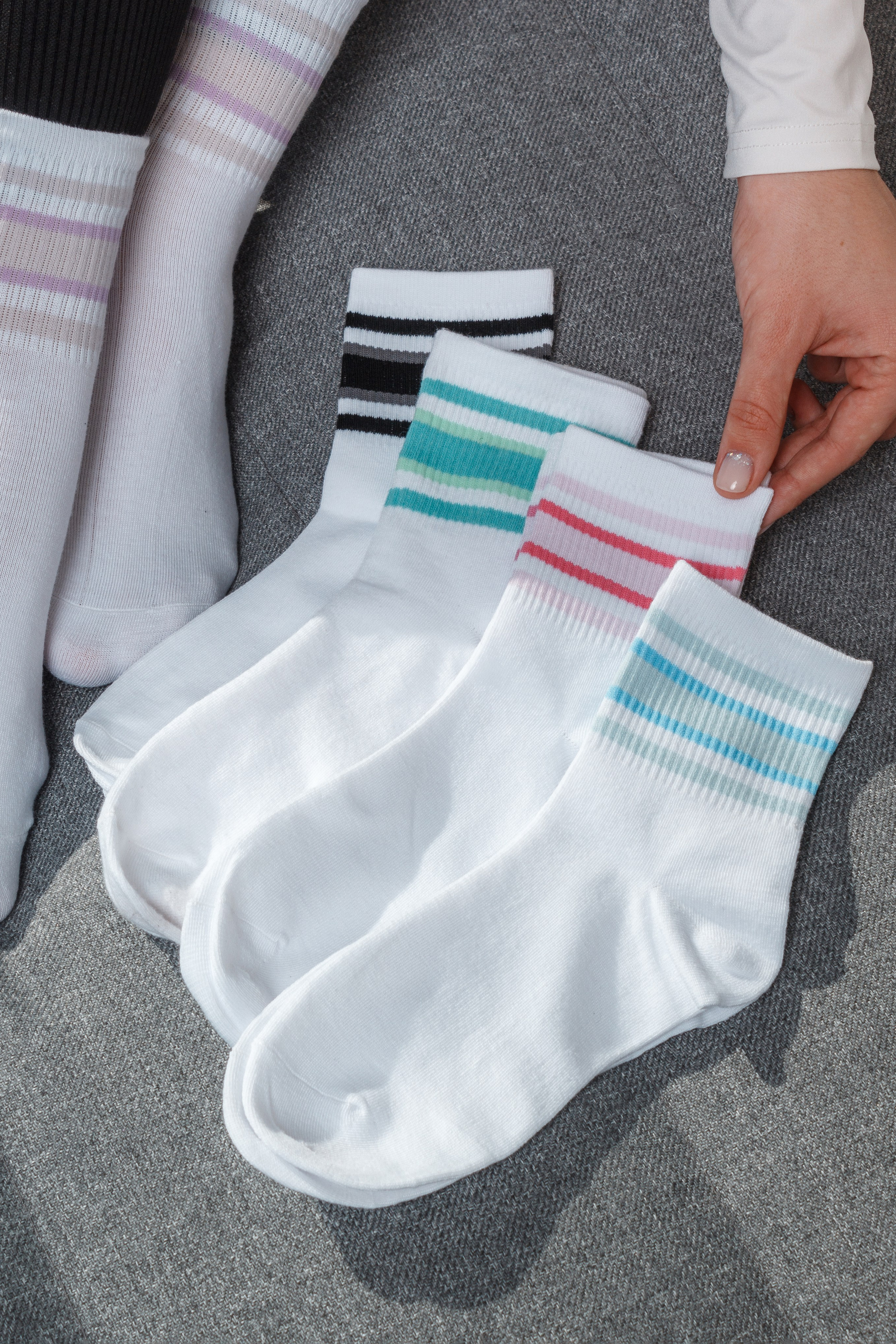 Носки — Каролина. Фото для маркетплейсов в самых сочных локациях города Сочи