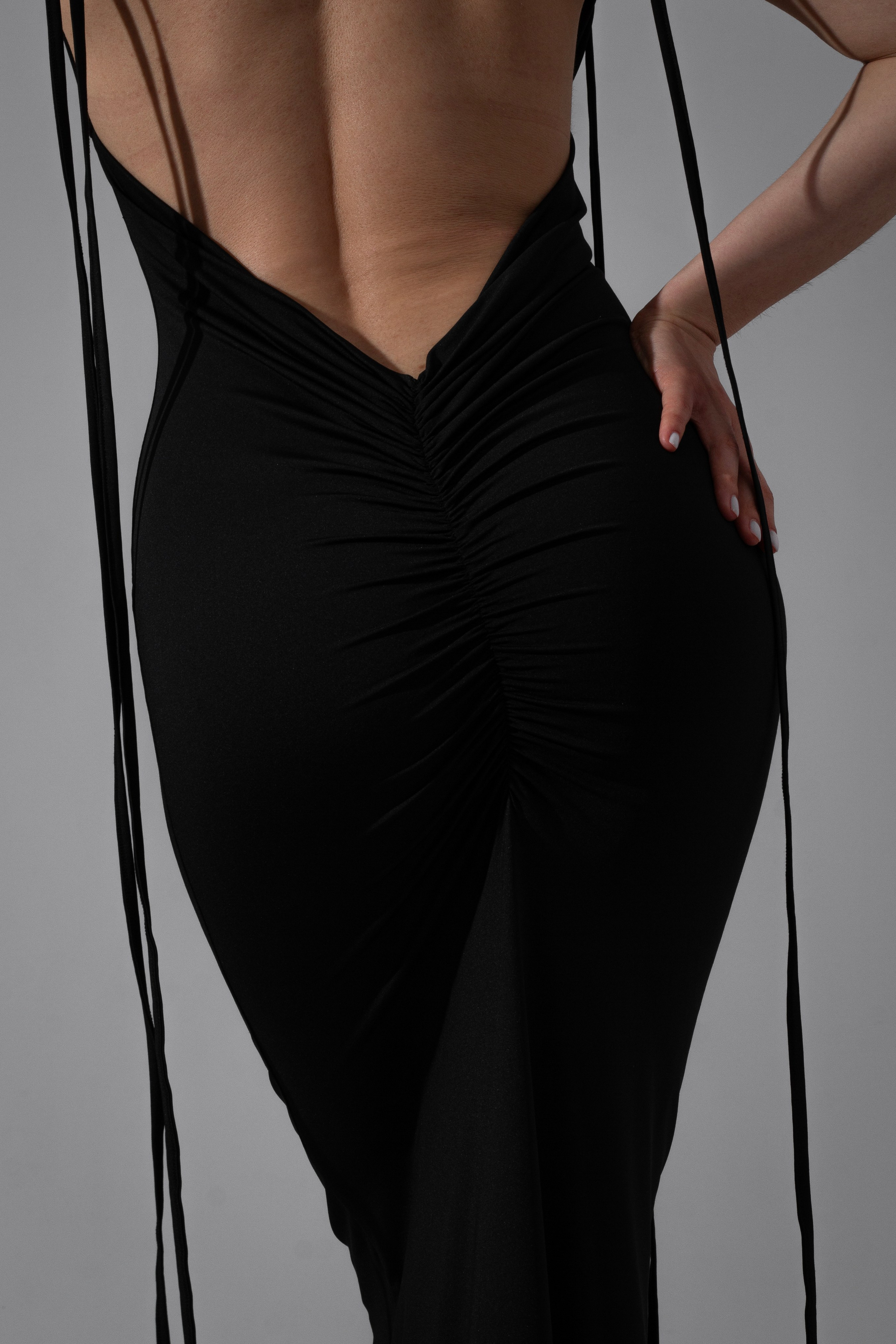 Платье — Лиза. Фото для маркетплейсов в самых сочных локациях города Сочи