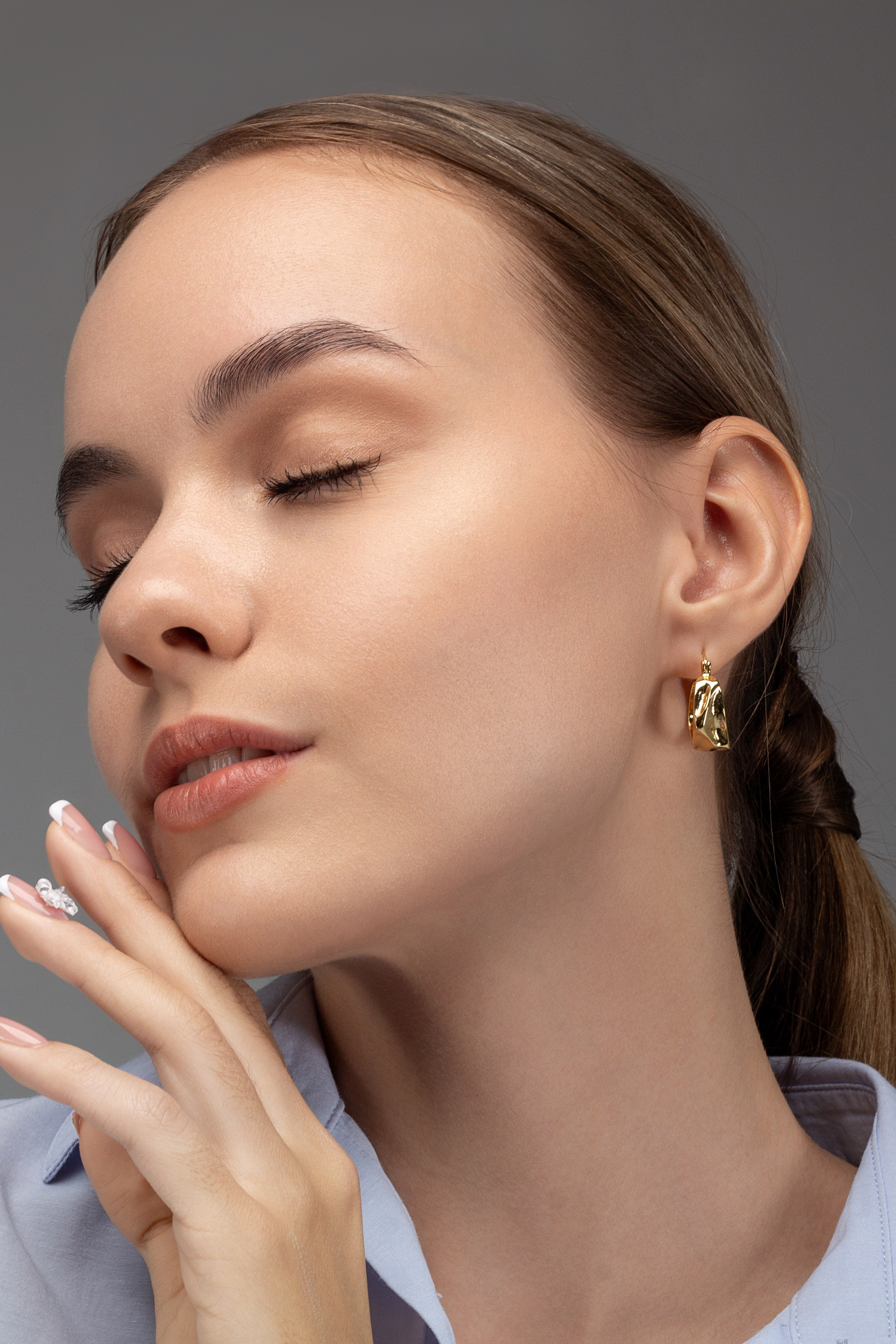 Бижутерия — Полина. Фото для маркетплейсов в самых сочных локациях города Сочи