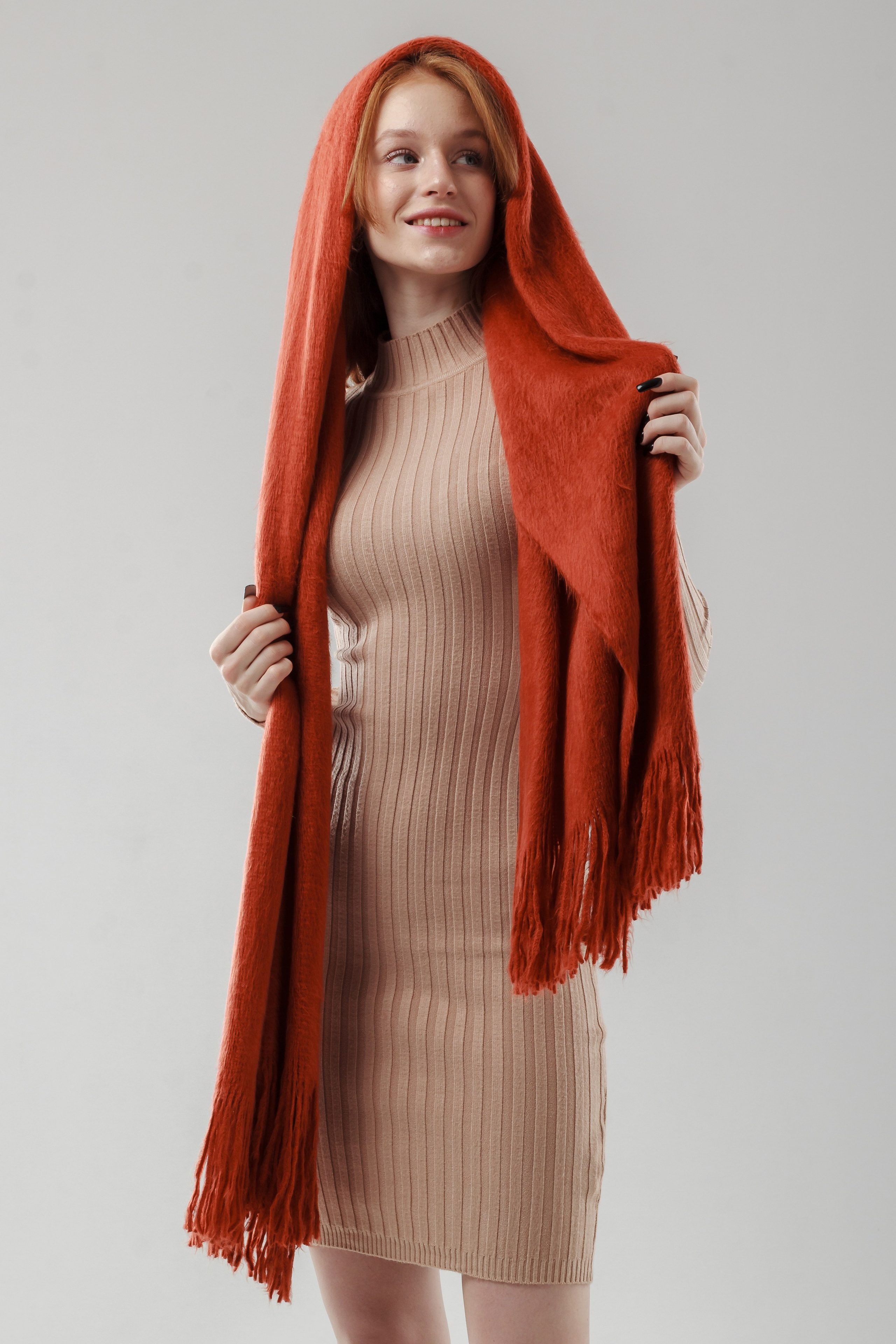 Палантины — Стася. Фото для маркетплейсов в самых сочных локациях города Сочи