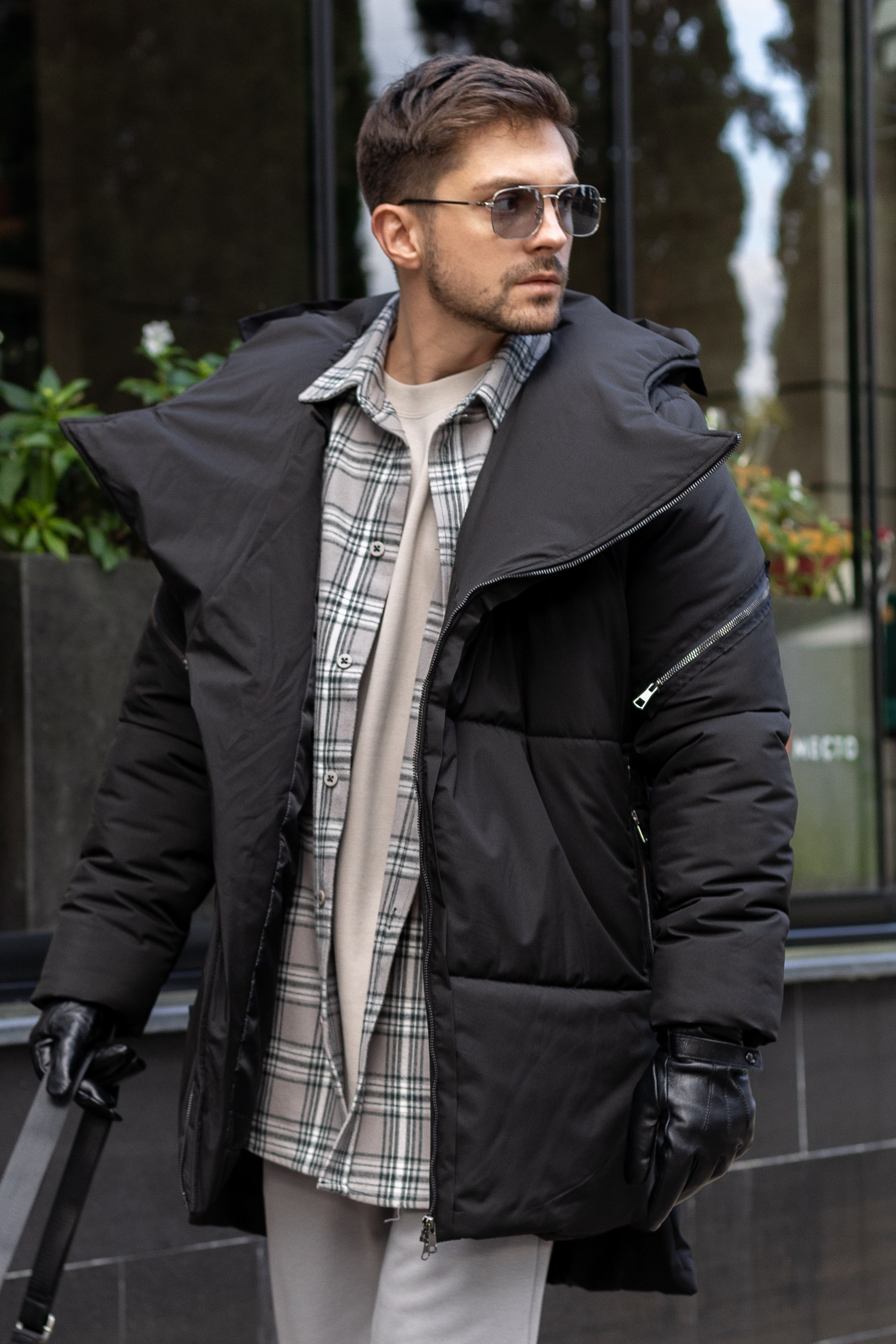 Пуховики. Фото для маркетплейсов в самых сочных локациях города Сочи