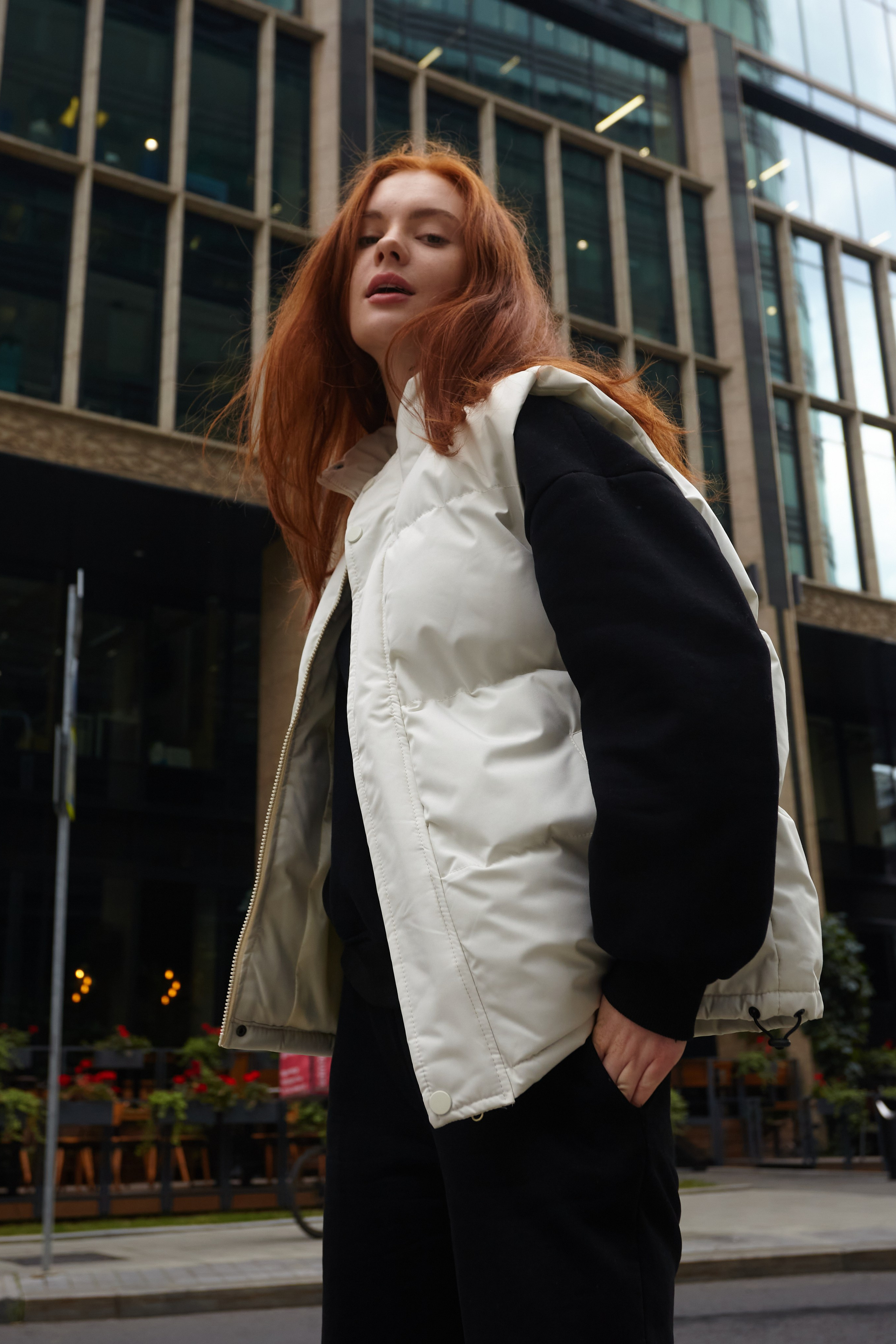 Жилетки. Стрит съемки для маркетплейсов в Сочи | ИИ контент | fashionprod