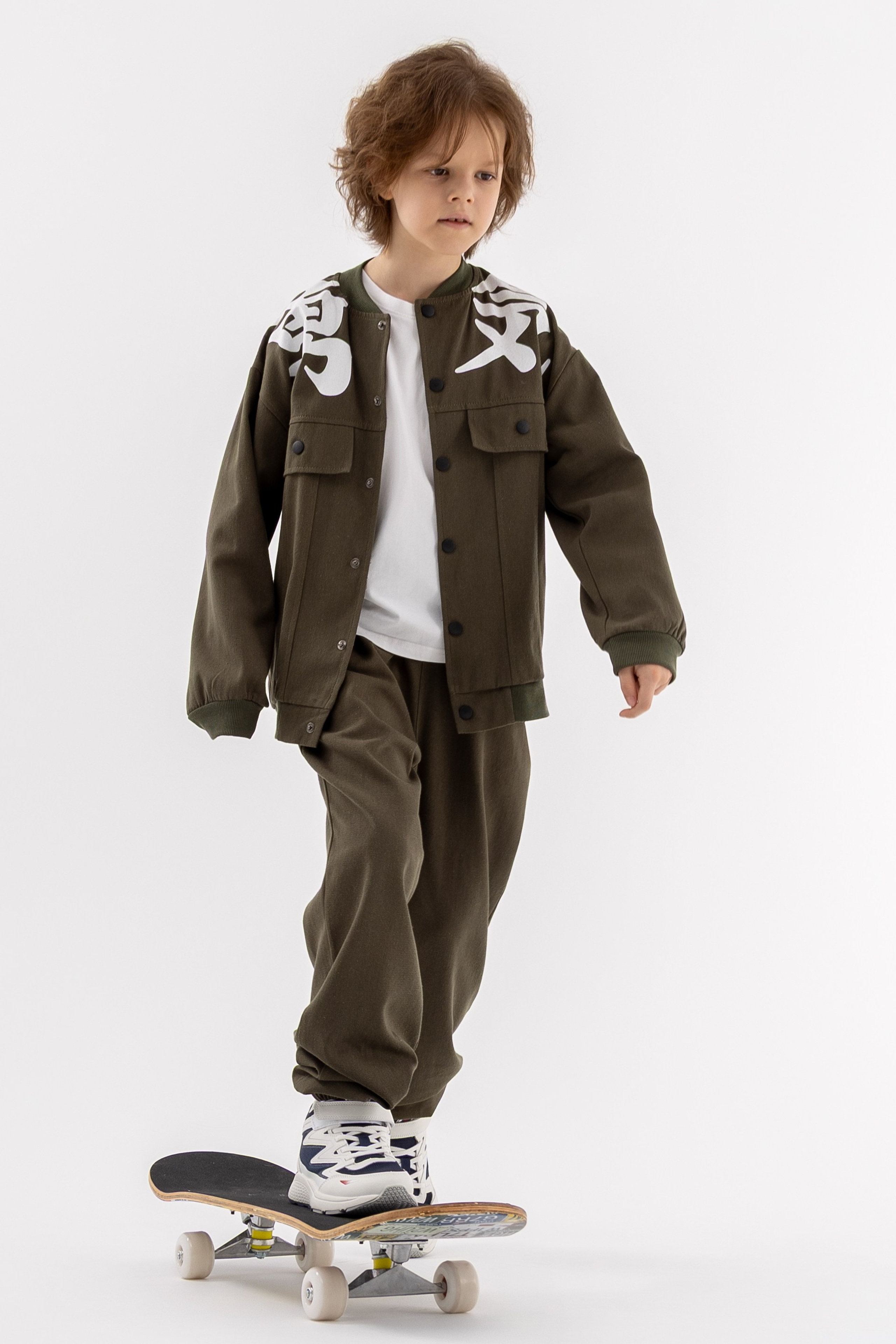 Костюм. Фото для маркетплейсов в самых сочных локациях города Сочи