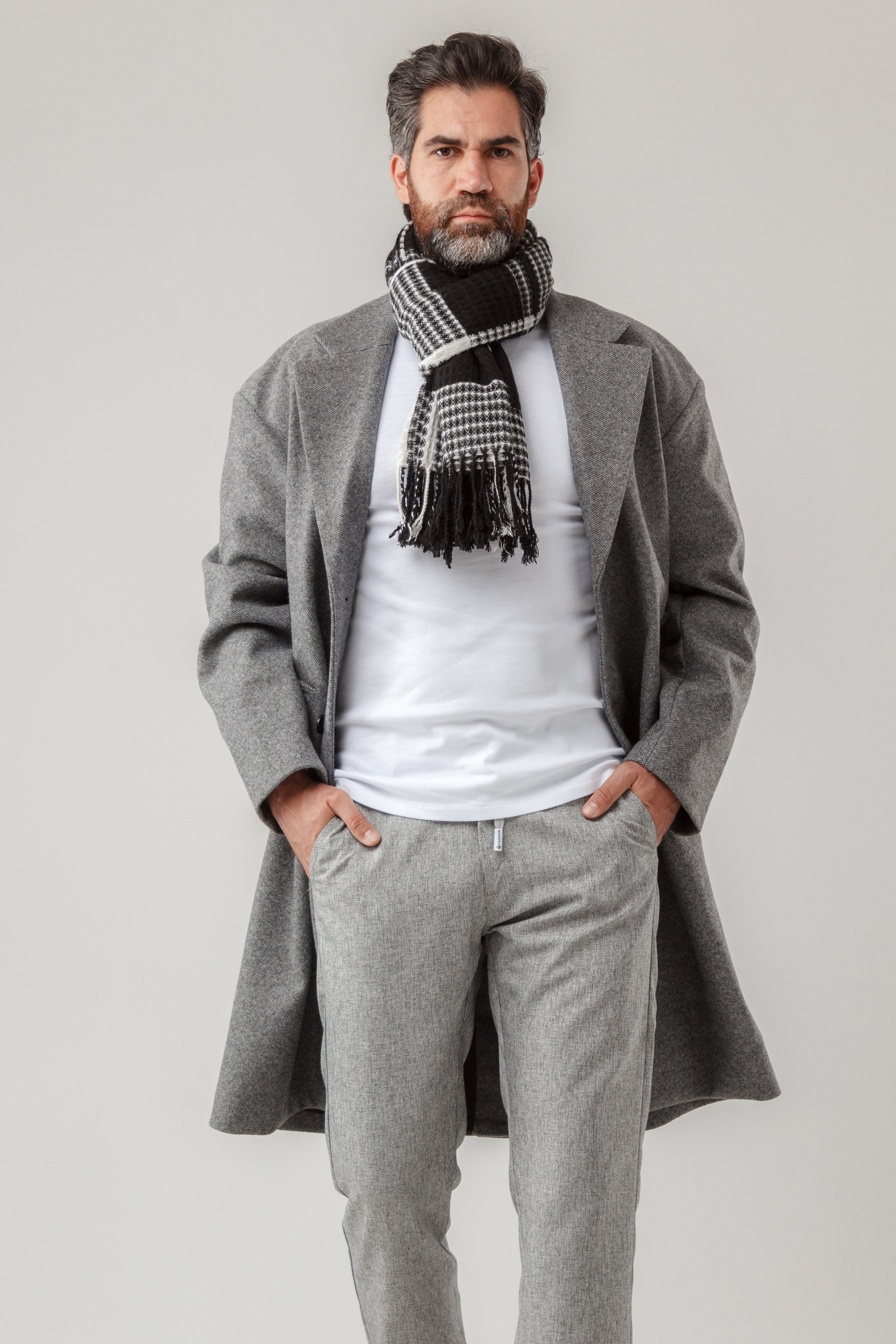 Шарфы — Никита. Фото для маркетплейсов в самых сочных локациях города Сочи