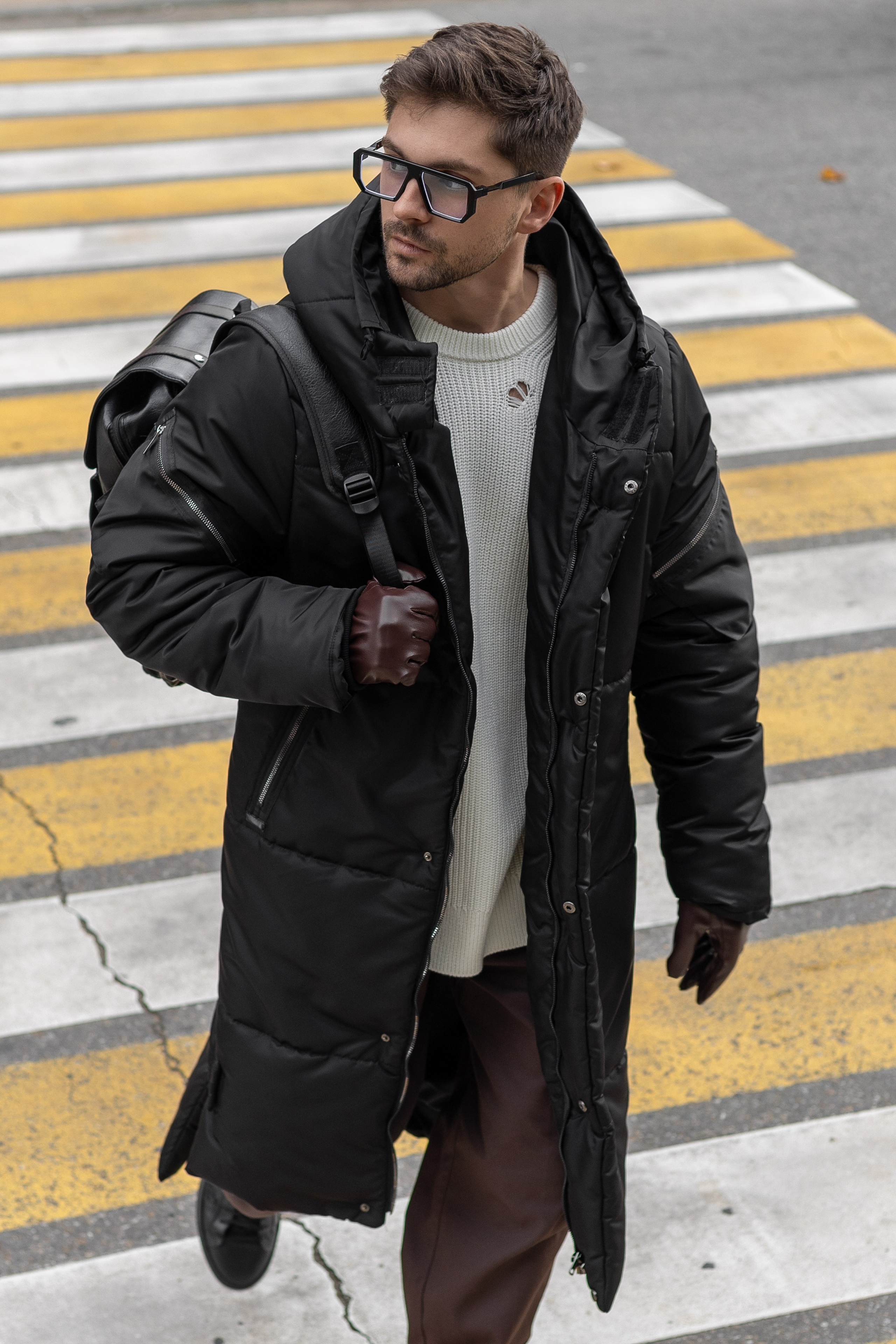 Пуховики. Фото для маркетплейсов в самых сочных локациях города Сочи