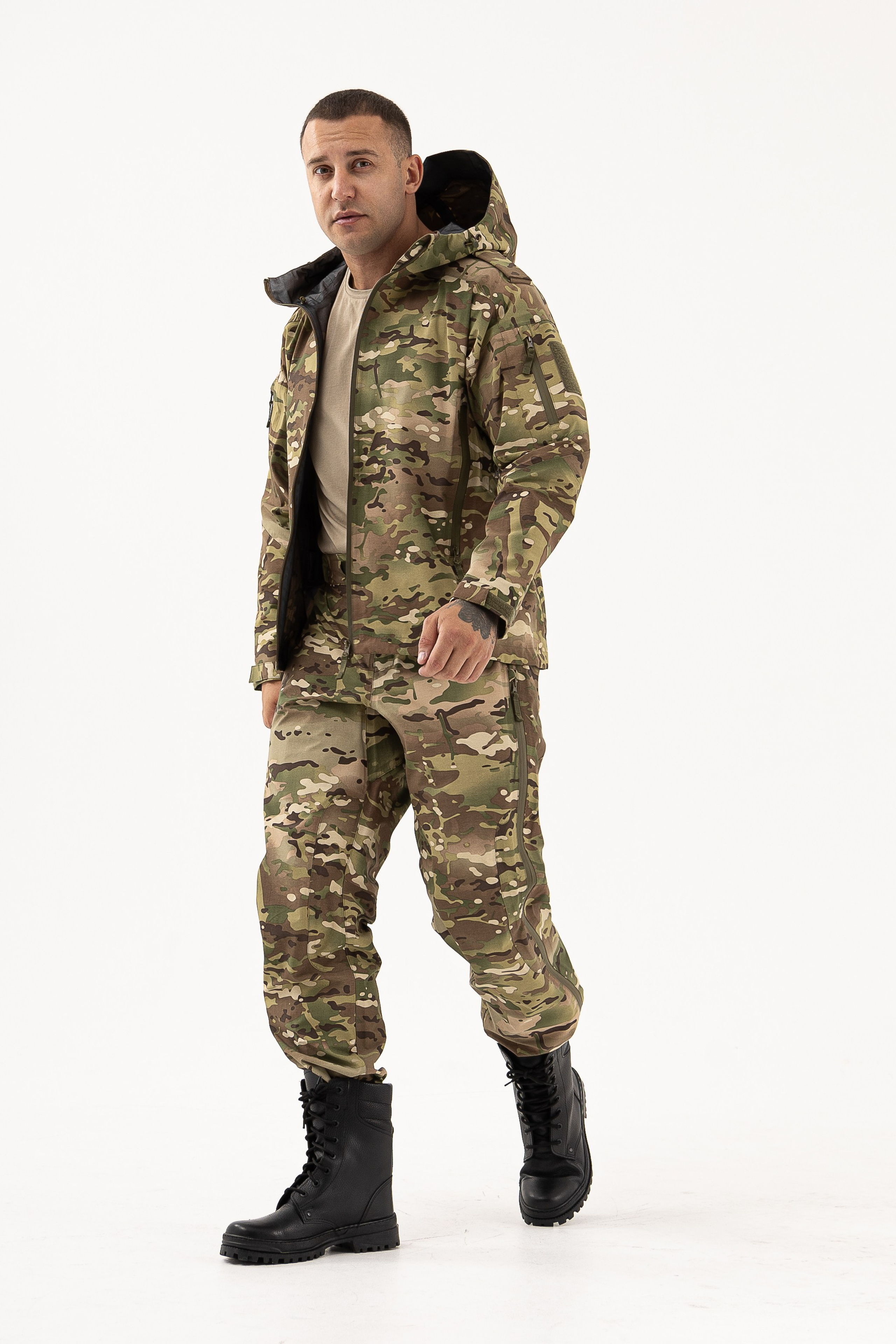 Тактические костюмы. Фото для маркетплейсов в самых сочных локациях города Сочи