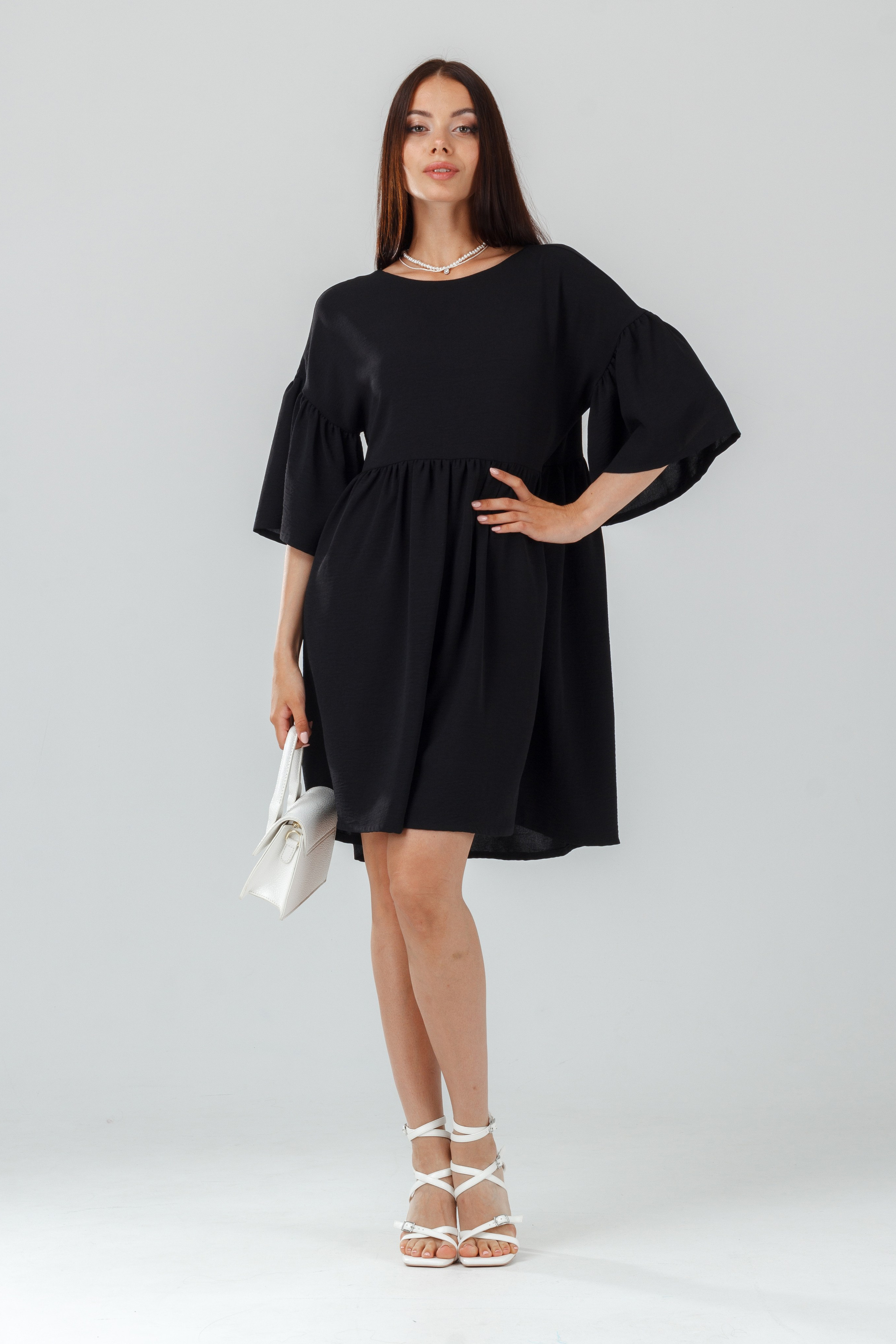 Платье — Вика. Фото для маркетплейсов в самых сочных локациях города Сочи