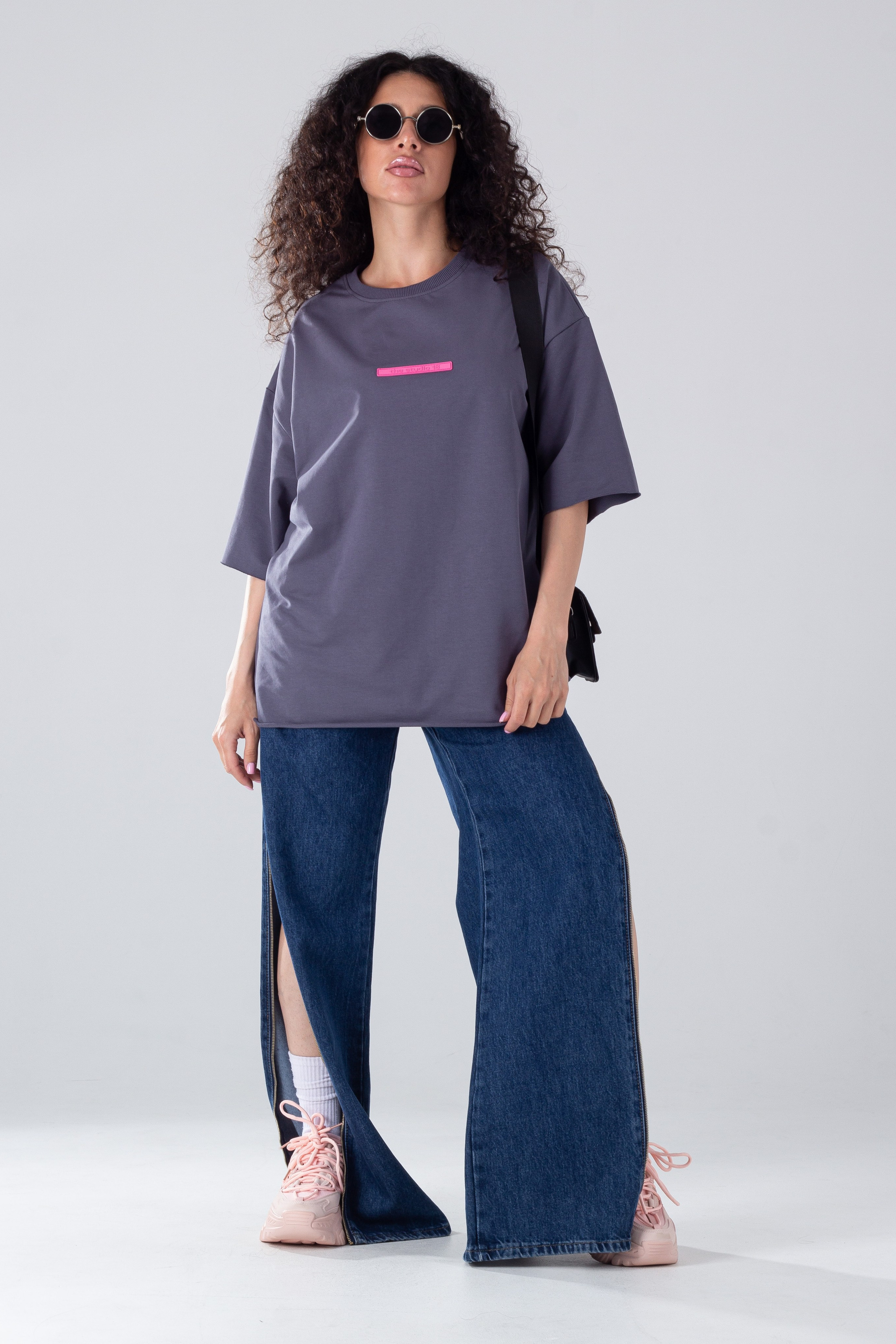 Футболки — Элена. Фото для маркетплейсов в самых сочных локациях города Сочи