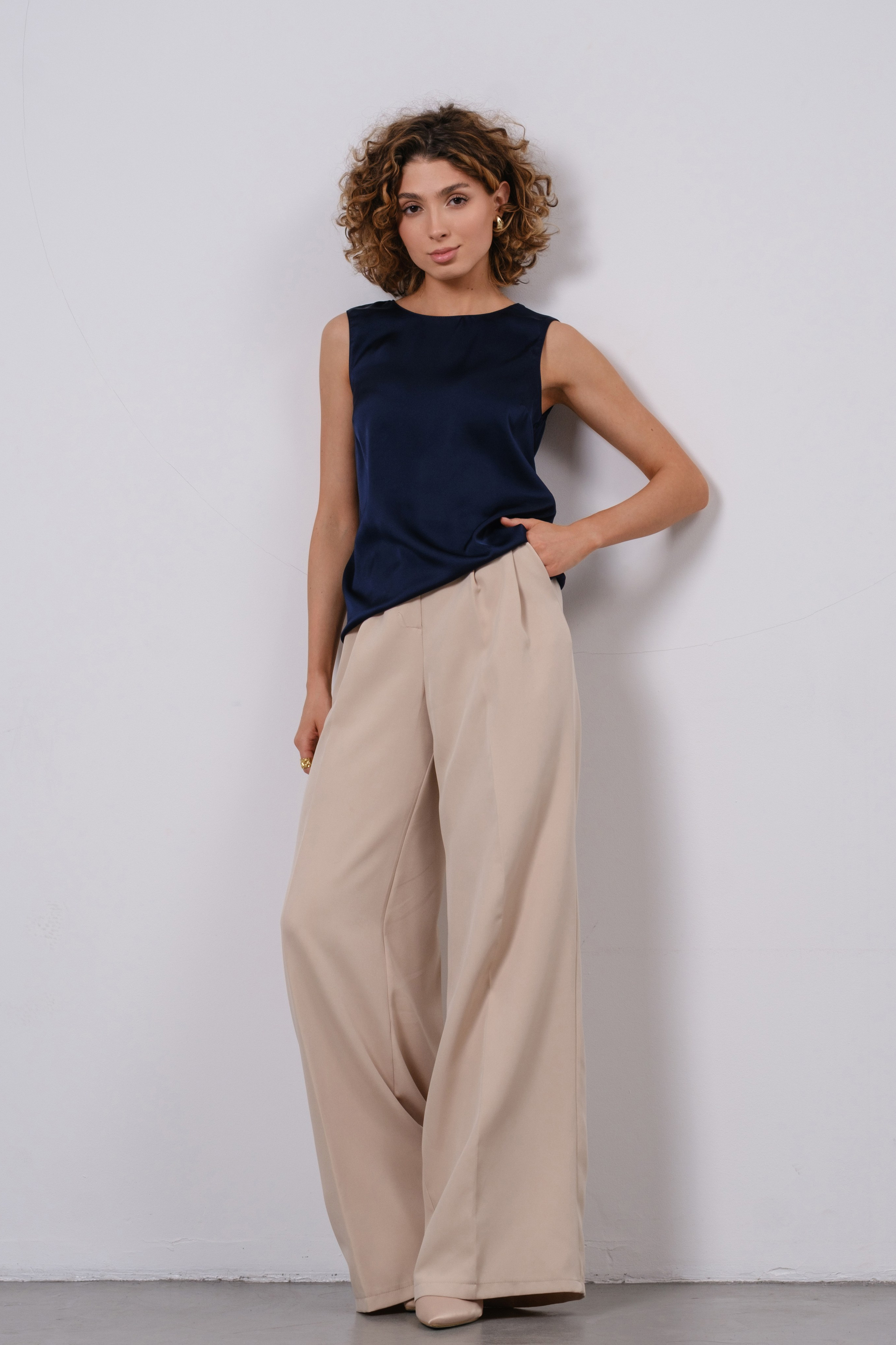 Блузки. Фото для маркетплейсов в самых сочных локациях города Сочи