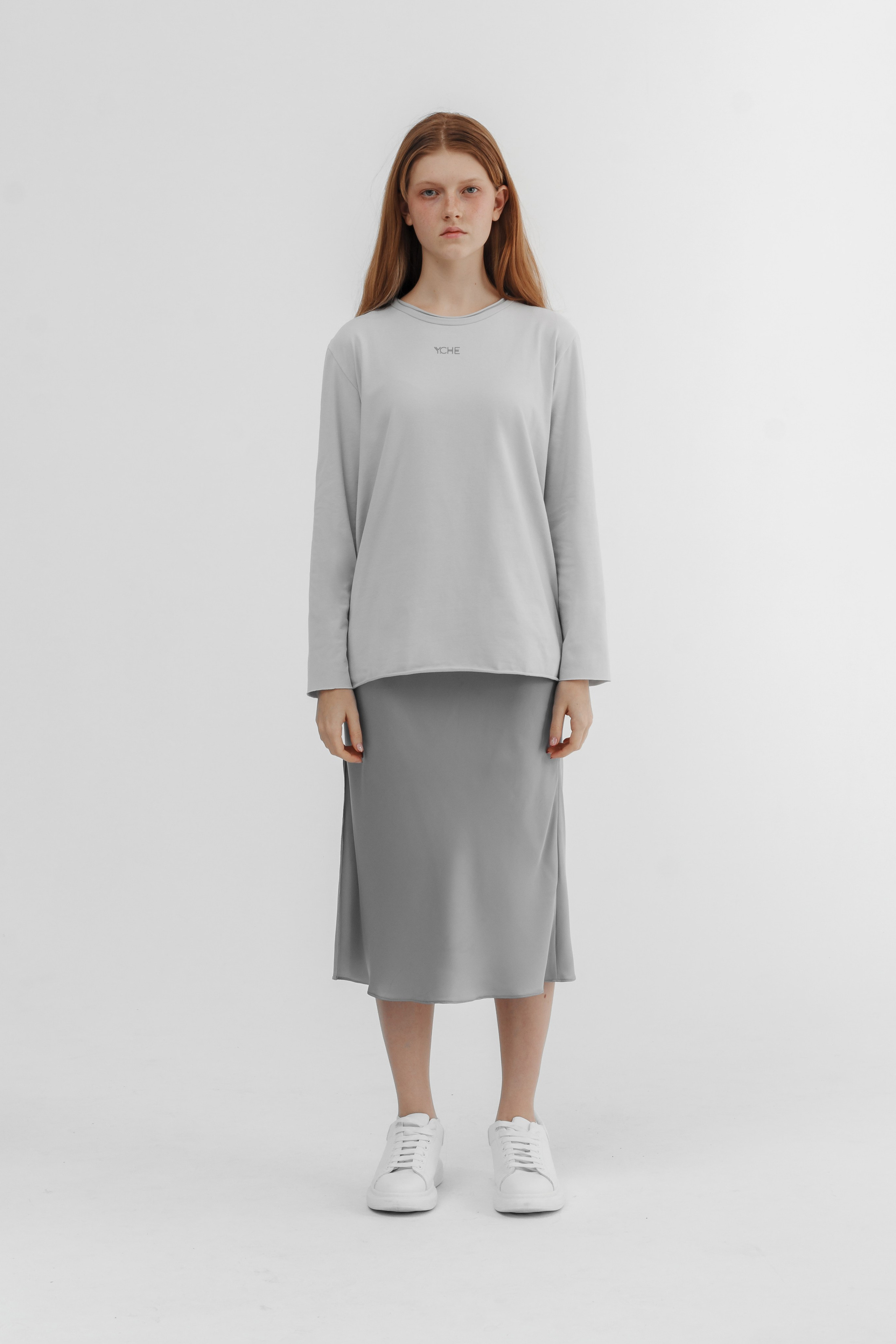 Лонгслив — Милана. Фото для маркетплейсов в самых сочных локациях города Сочи