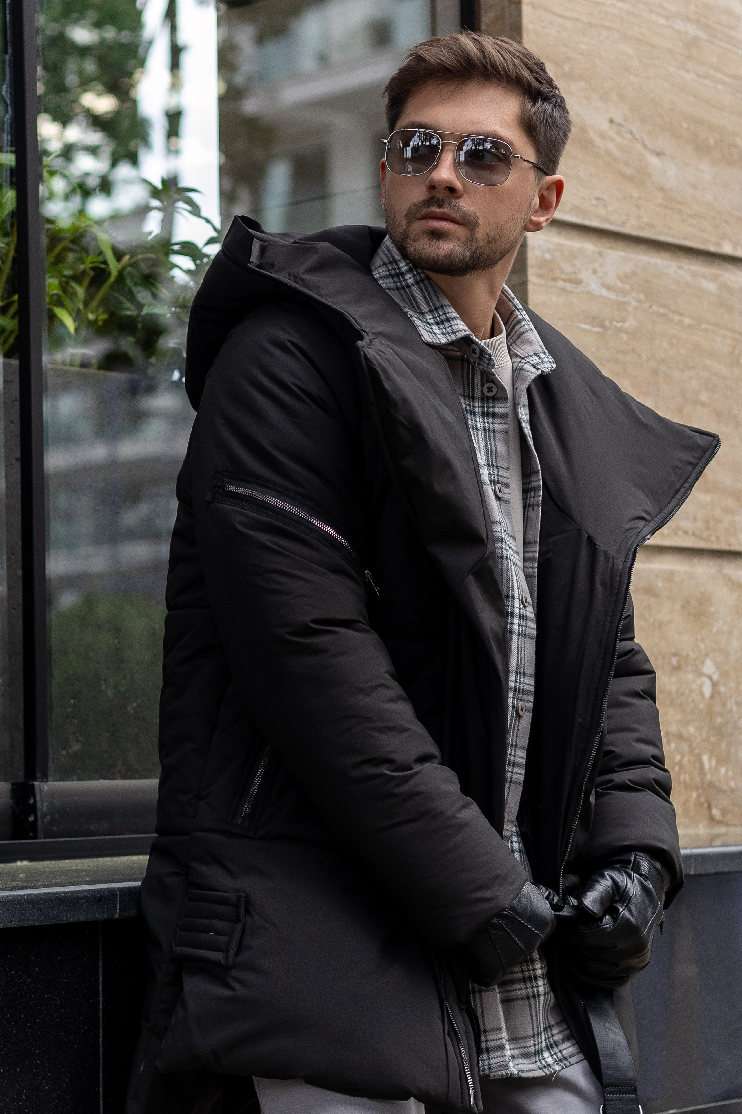 Пуховики. Фото для маркетплейсов в самых сочных локациях города Сочи