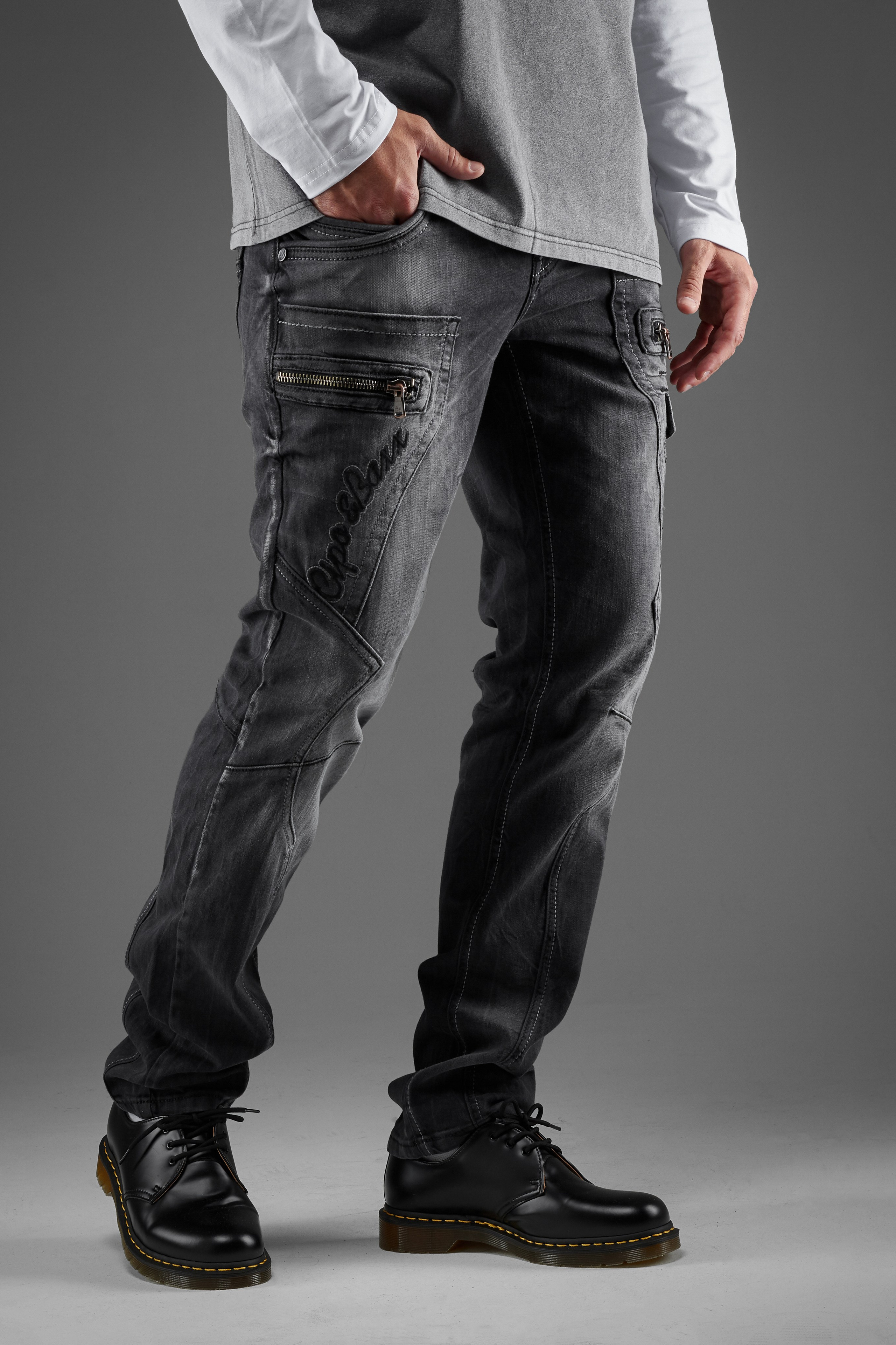 Джинсы — Сергей