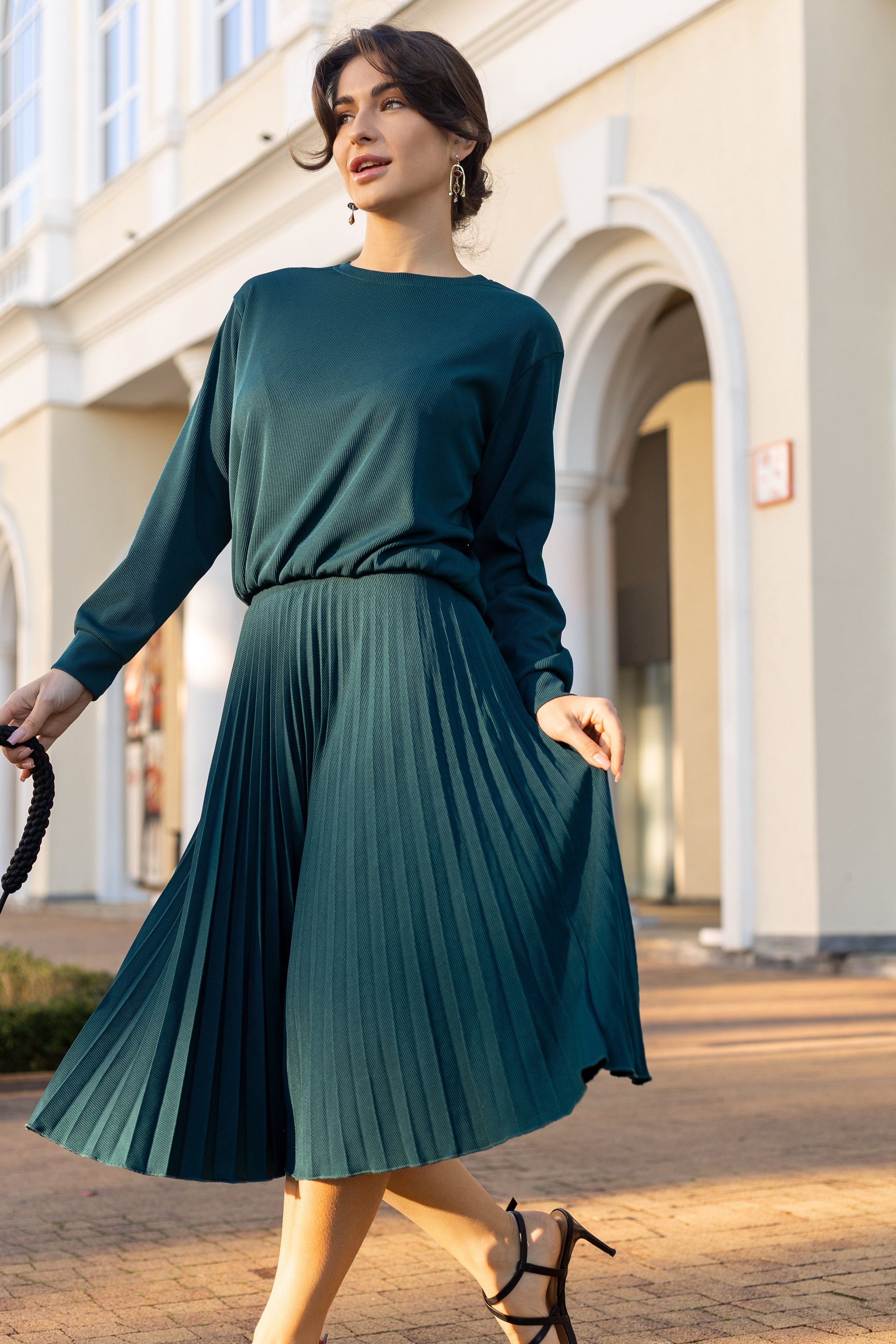 Костюм. Фото для маркетплейсов в самых сочных локациях города Сочи