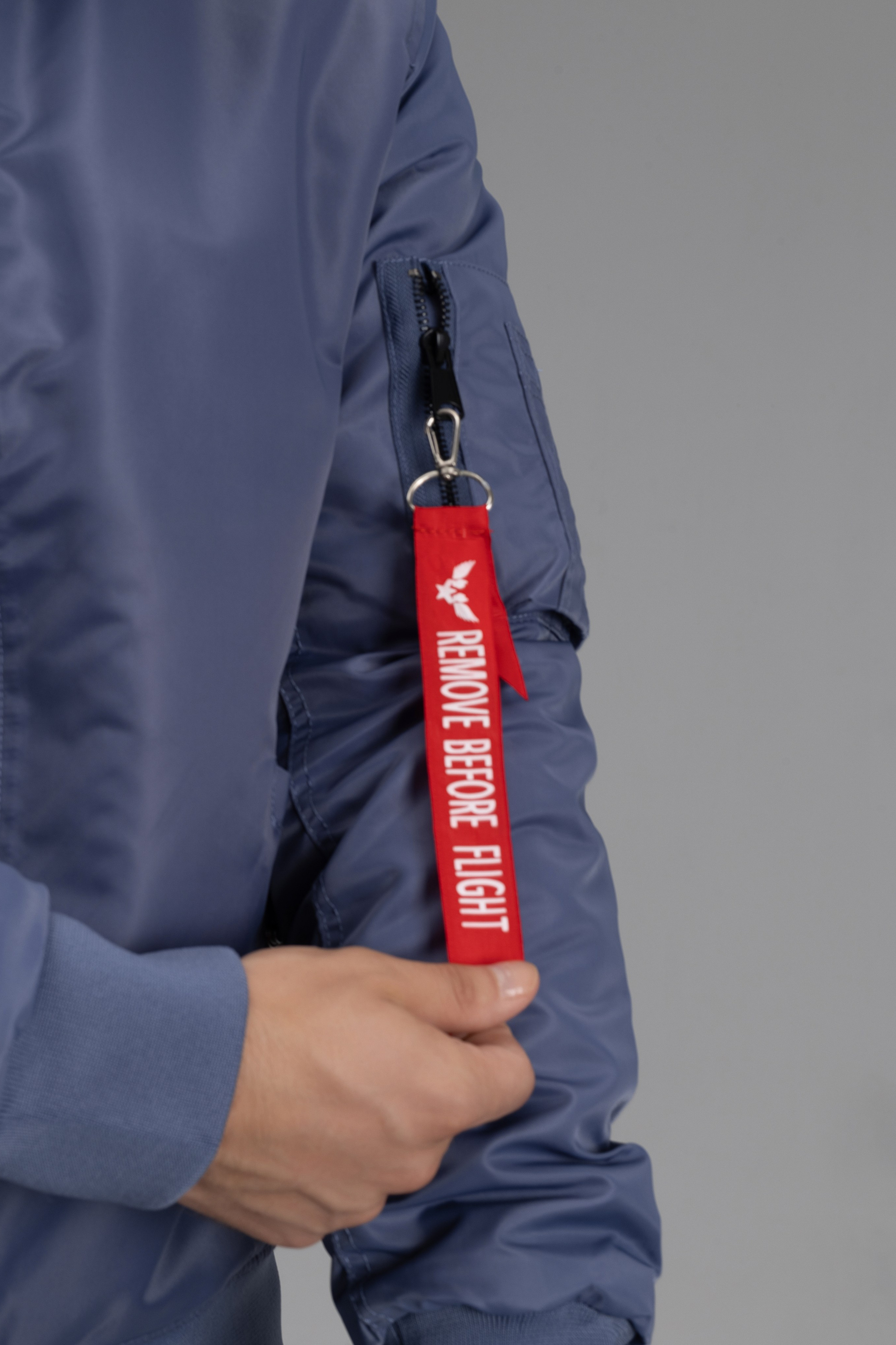 Куртки. Фото для маркетплейсов в самых сочных локациях города Сочи