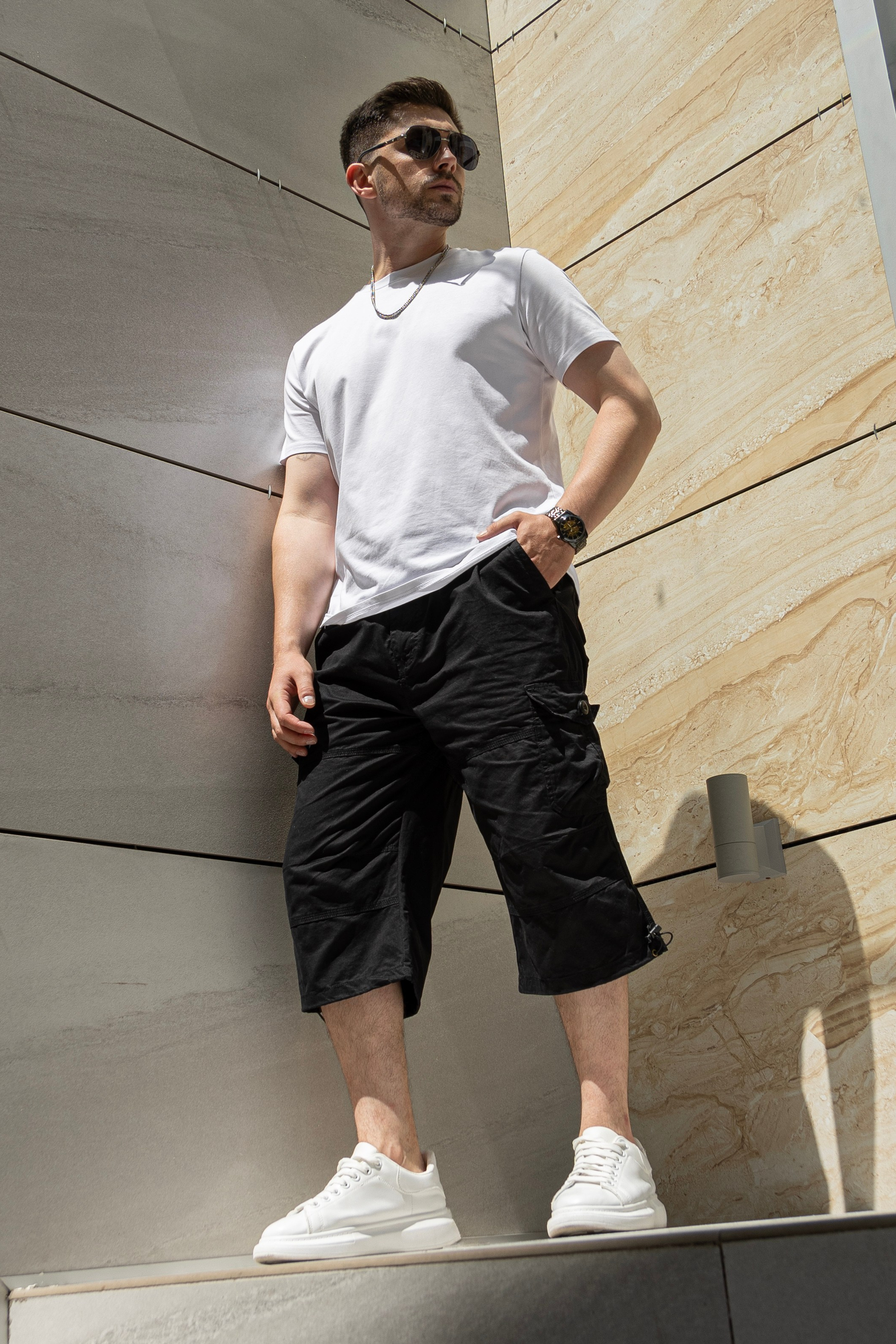 Шорты. Фото для маркетплейсов в самых сочных локациях города Сочи